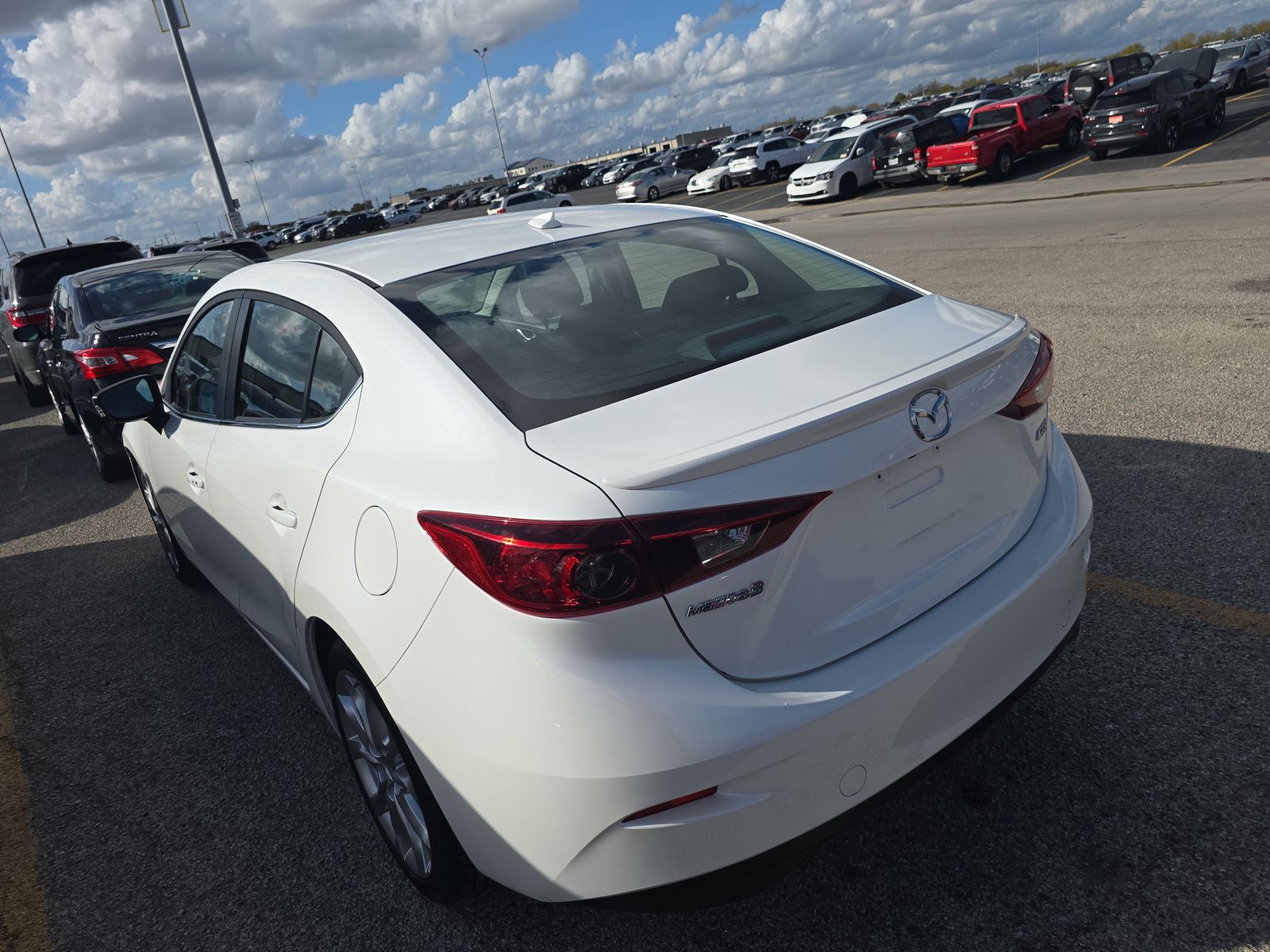 2016 MAZDA MAZDA3 s Touring FWD