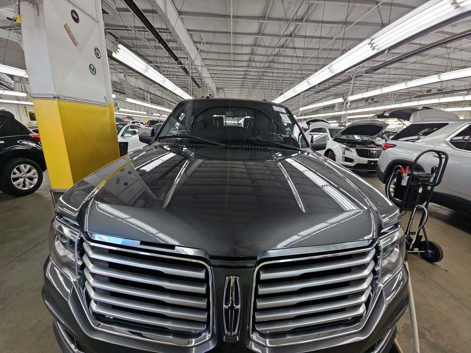 2016 Lincoln Navigator Select AWD