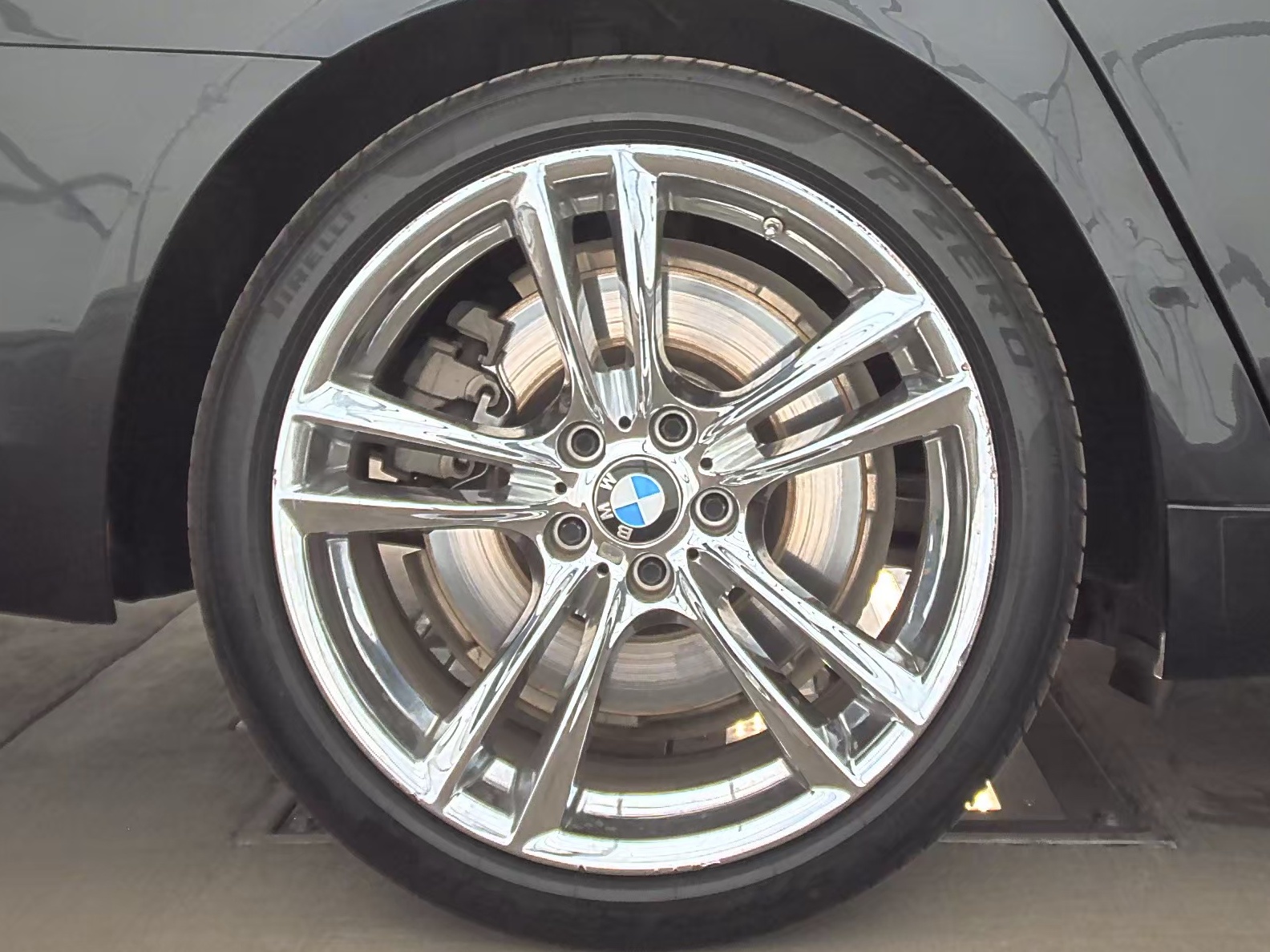 2012 BMW 7 Series 750i RWD