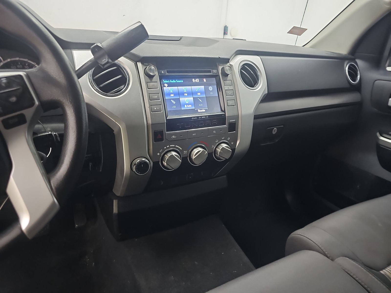 2016 Toyota Tundra SR5 AWD