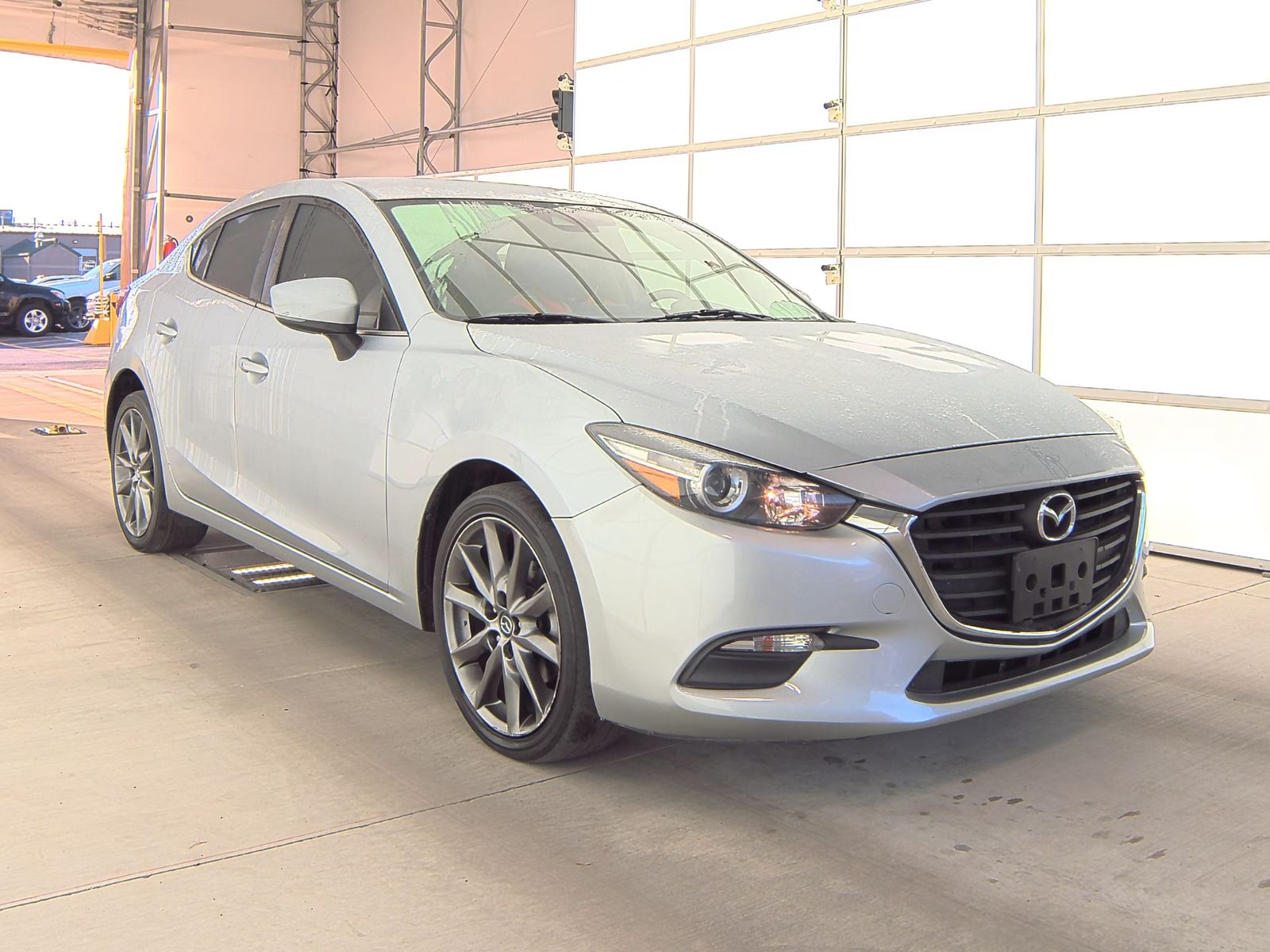 2018 MAZDA MAZDA3 Touring FWD