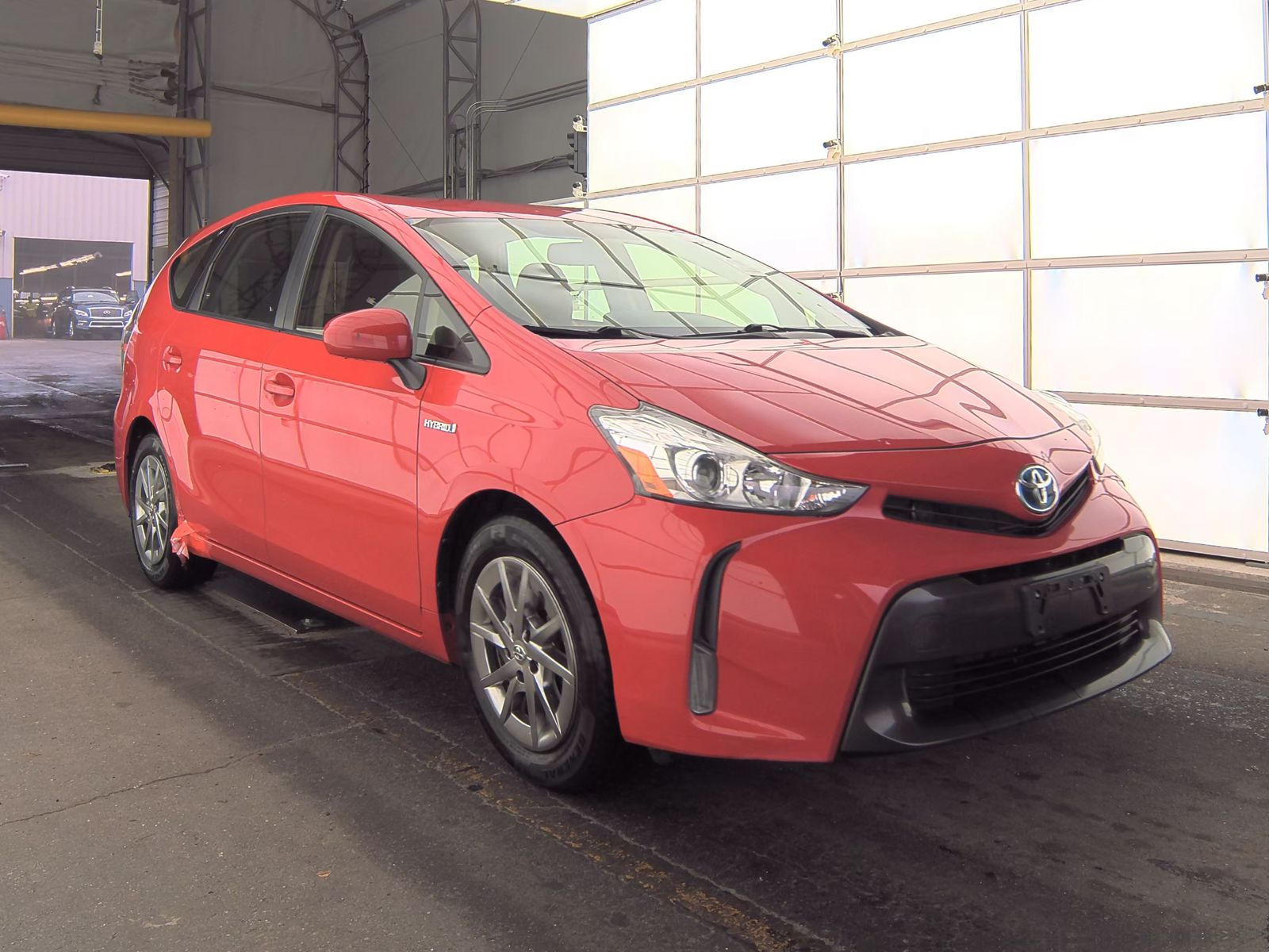 2017 Toyota Prius v Four FWD