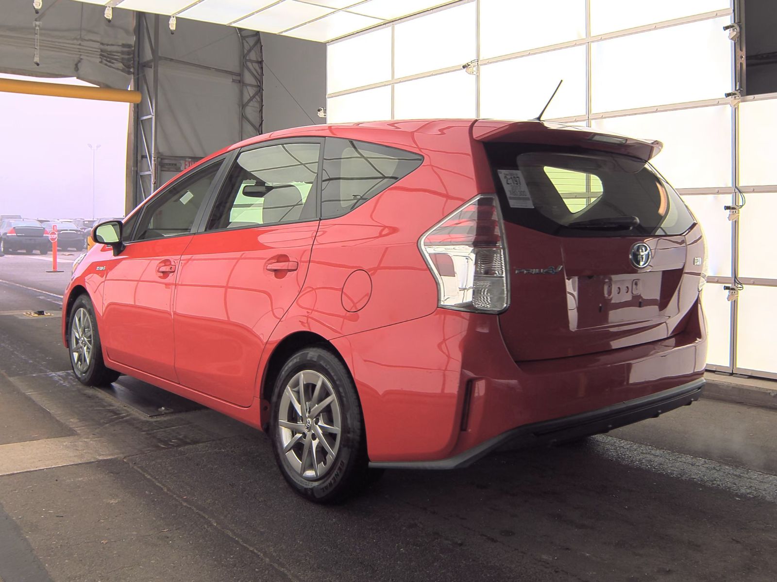 2017 Toyota Prius v Four FWD