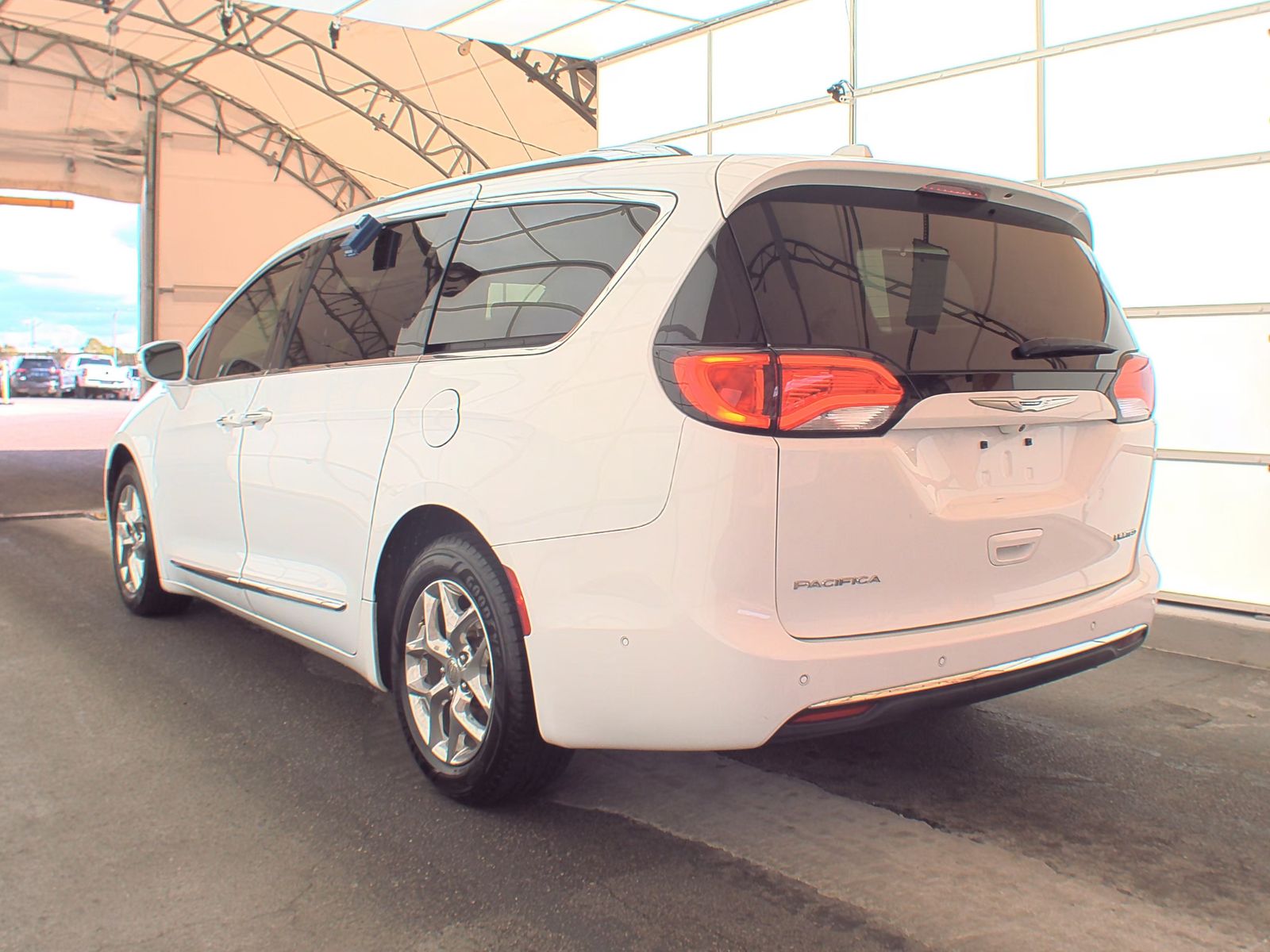 2019 Chrysler Pacifica Limited FWD