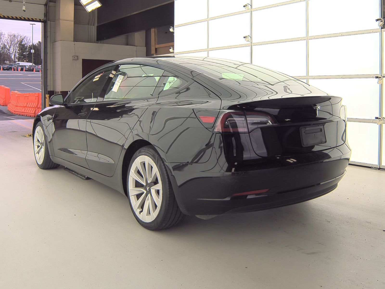 2021 Tesla Model 3 Standard Range Plus FWD