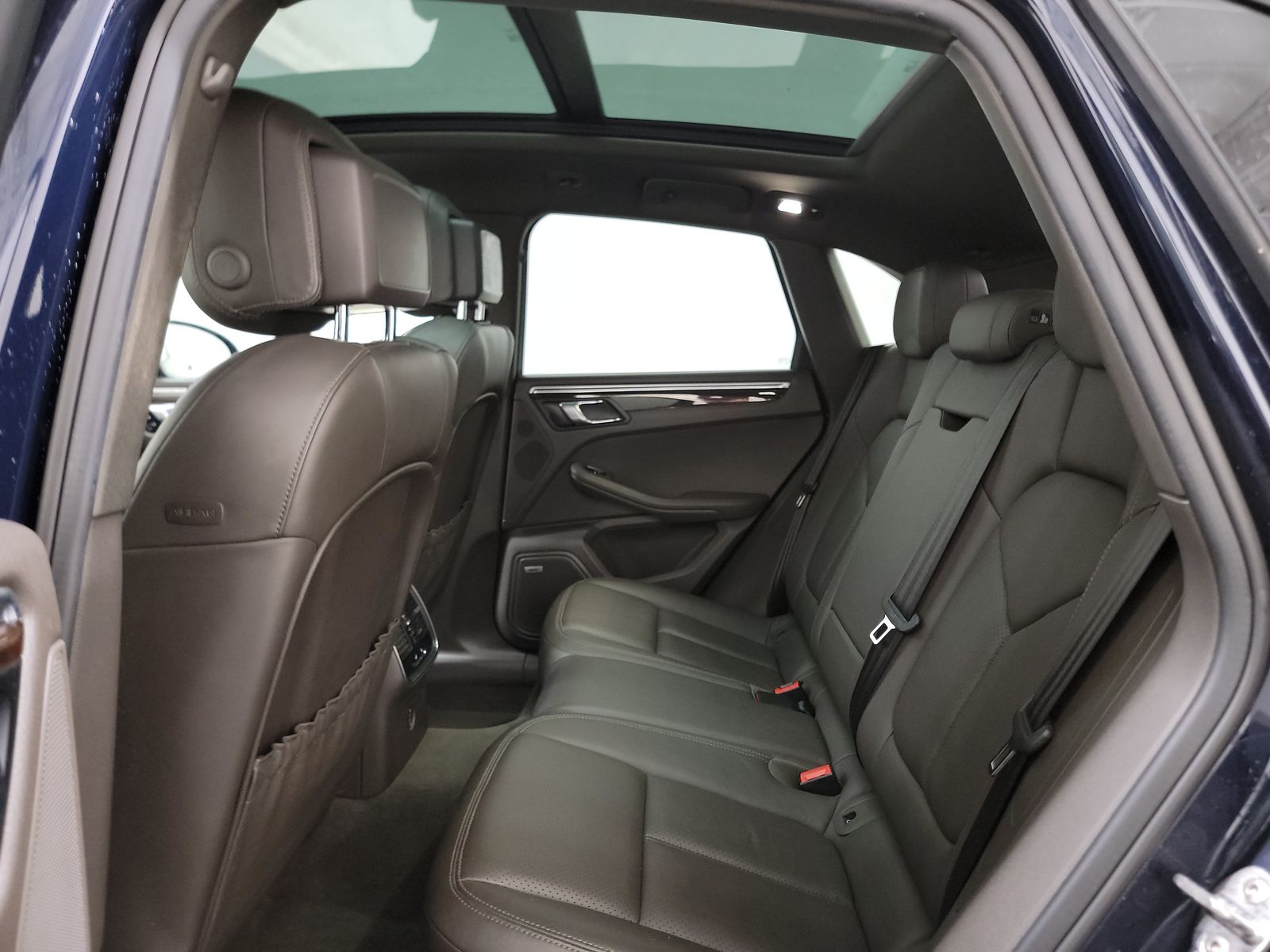 2019 Porsche Macan Base AWD