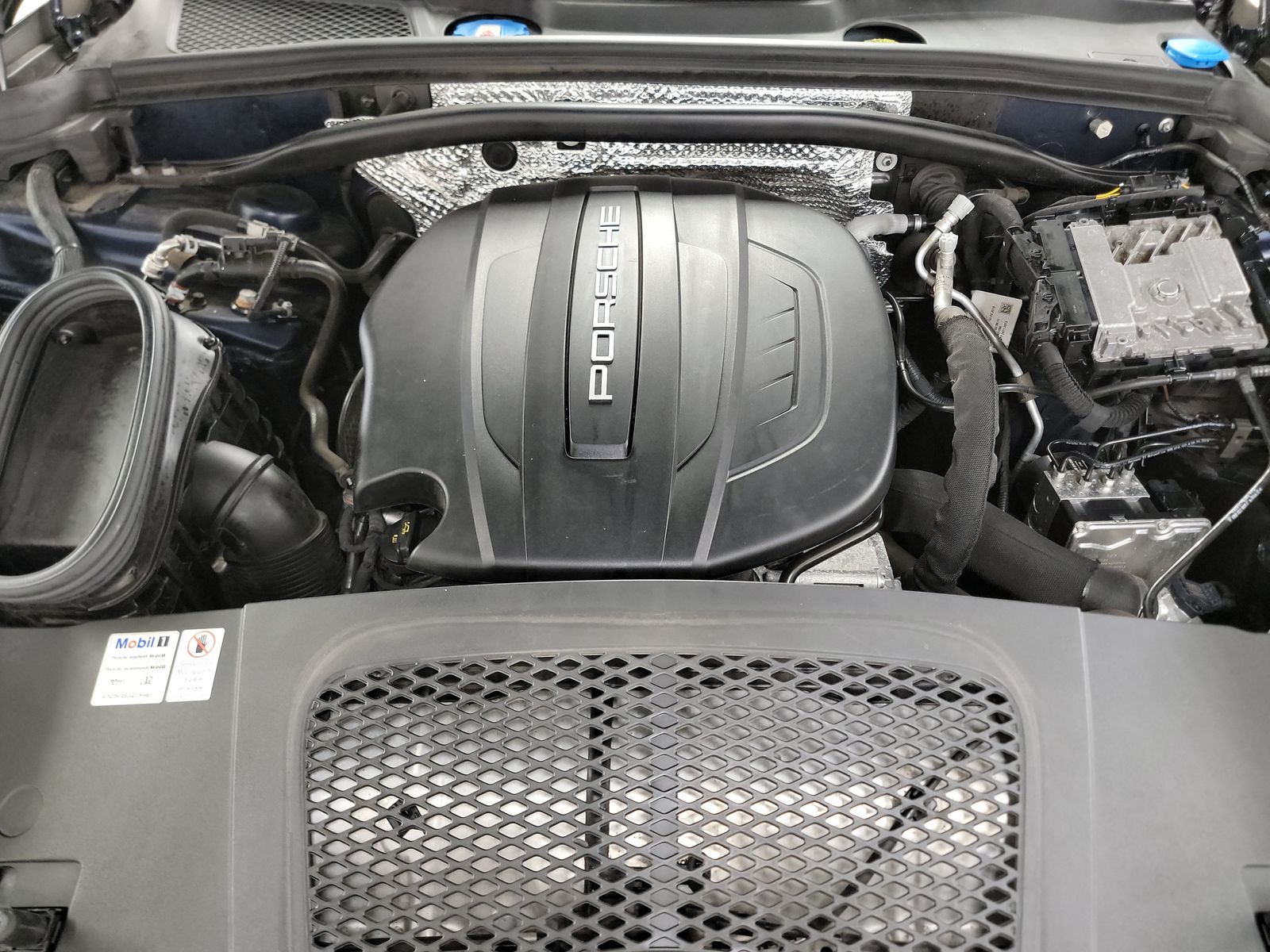 2019 Porsche Macan Base AWD