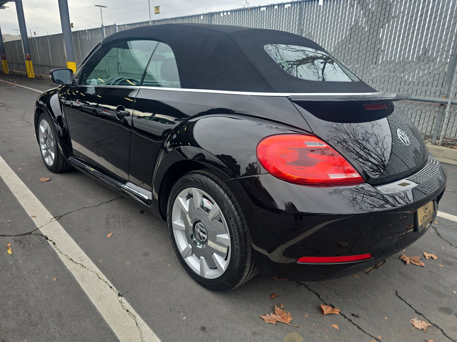 2013 Volkswagen Beetle 2.5L FWD