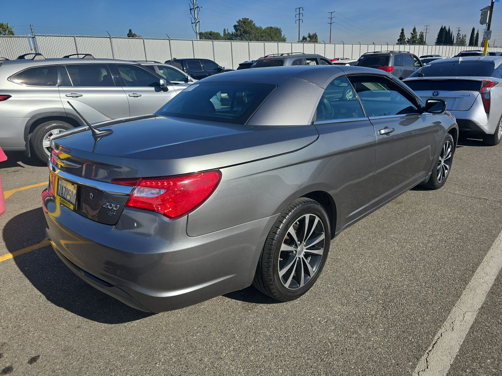 2013 Chrysler 200 S FWD