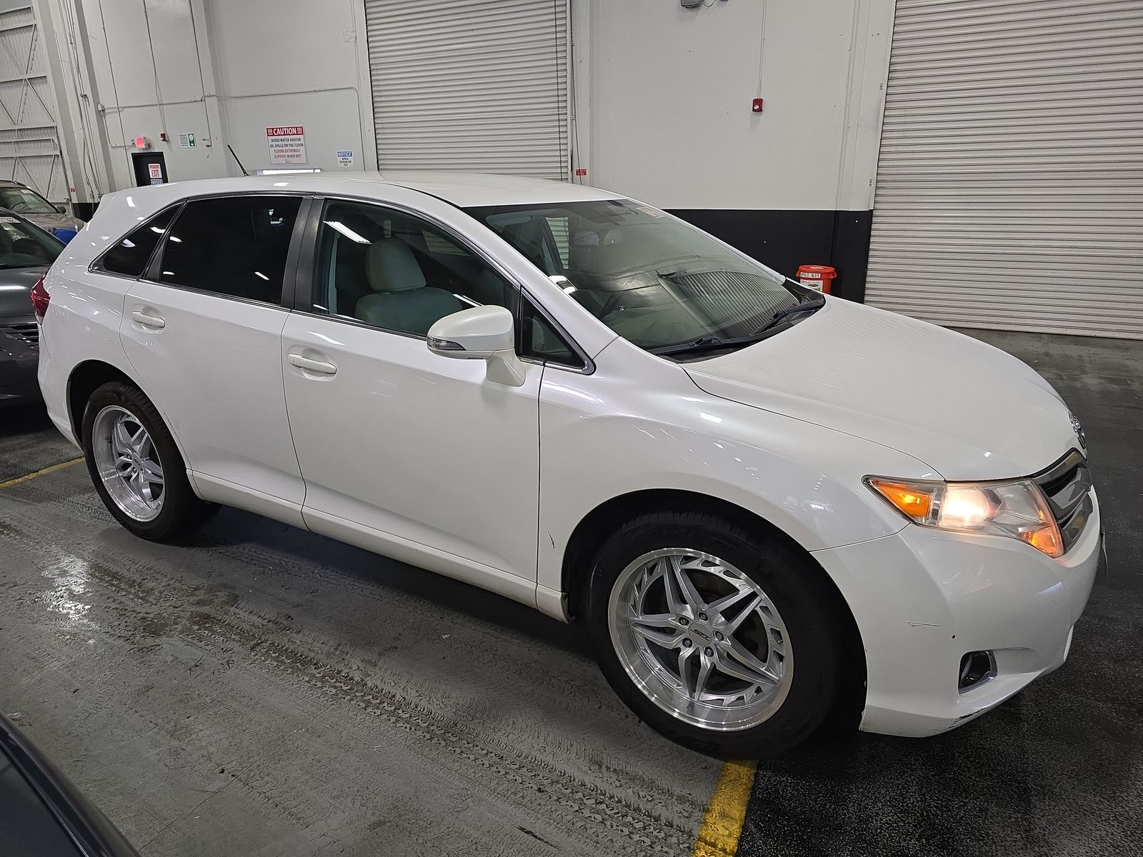 2014 Toyota Venza LE FWD