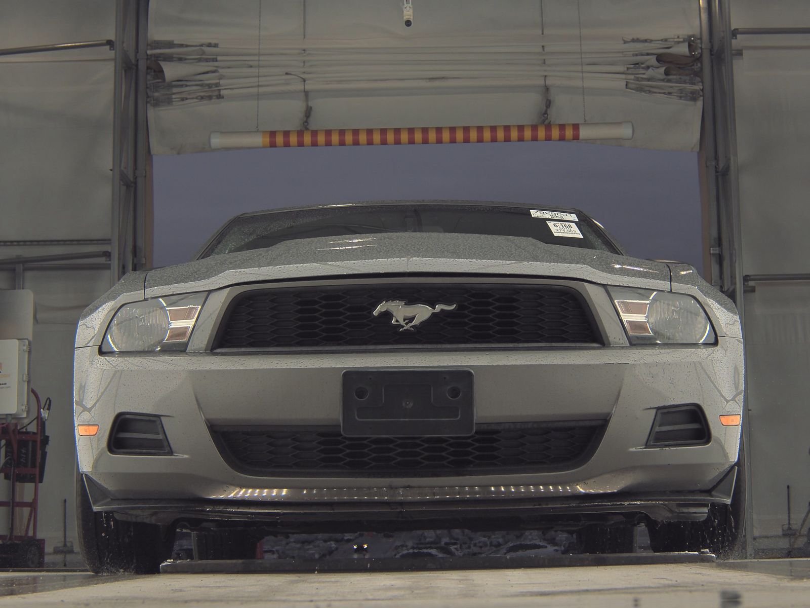 2010 Ford Mustang V6 FWD