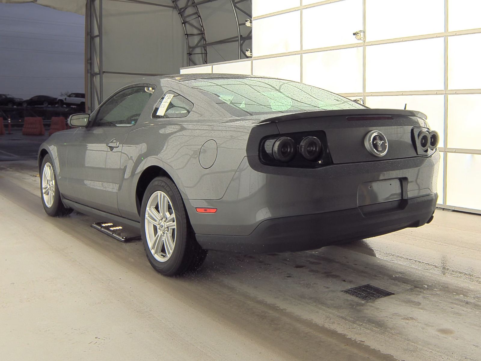 2010 Ford Mustang V6 FWD