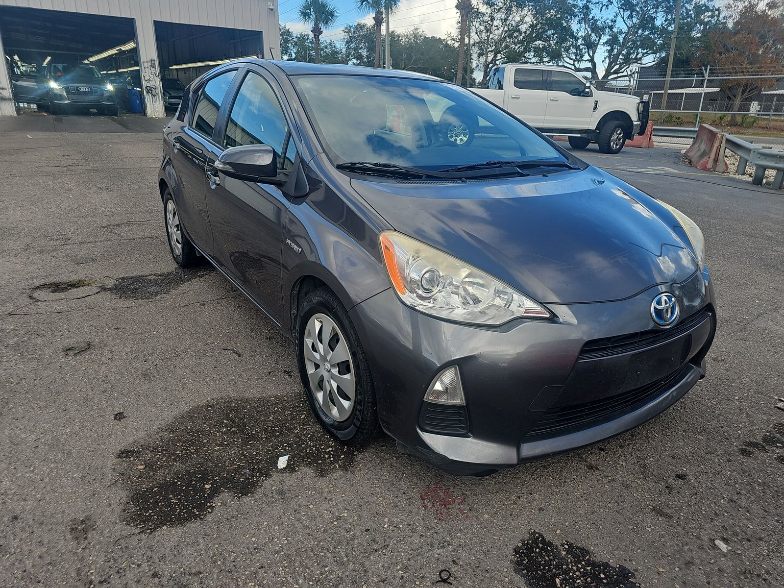 2014 Toyota Prius c Two FWD