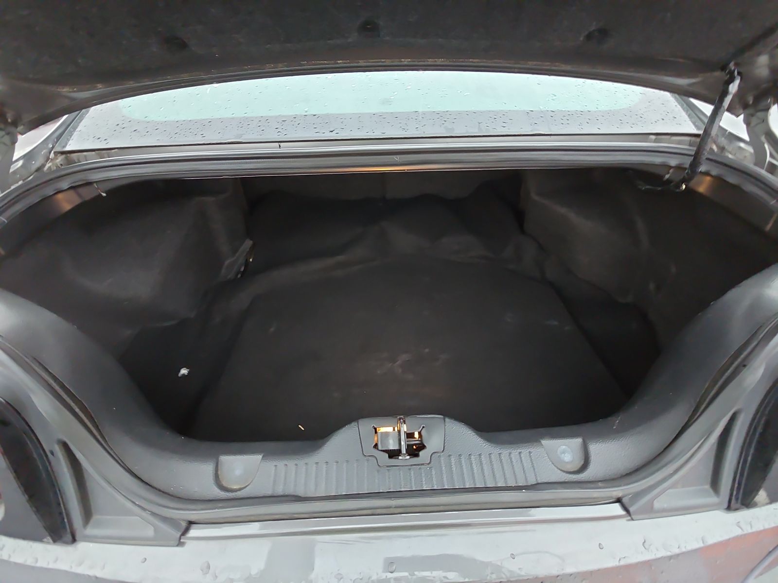 2010 Ford Mustang V6 FWD