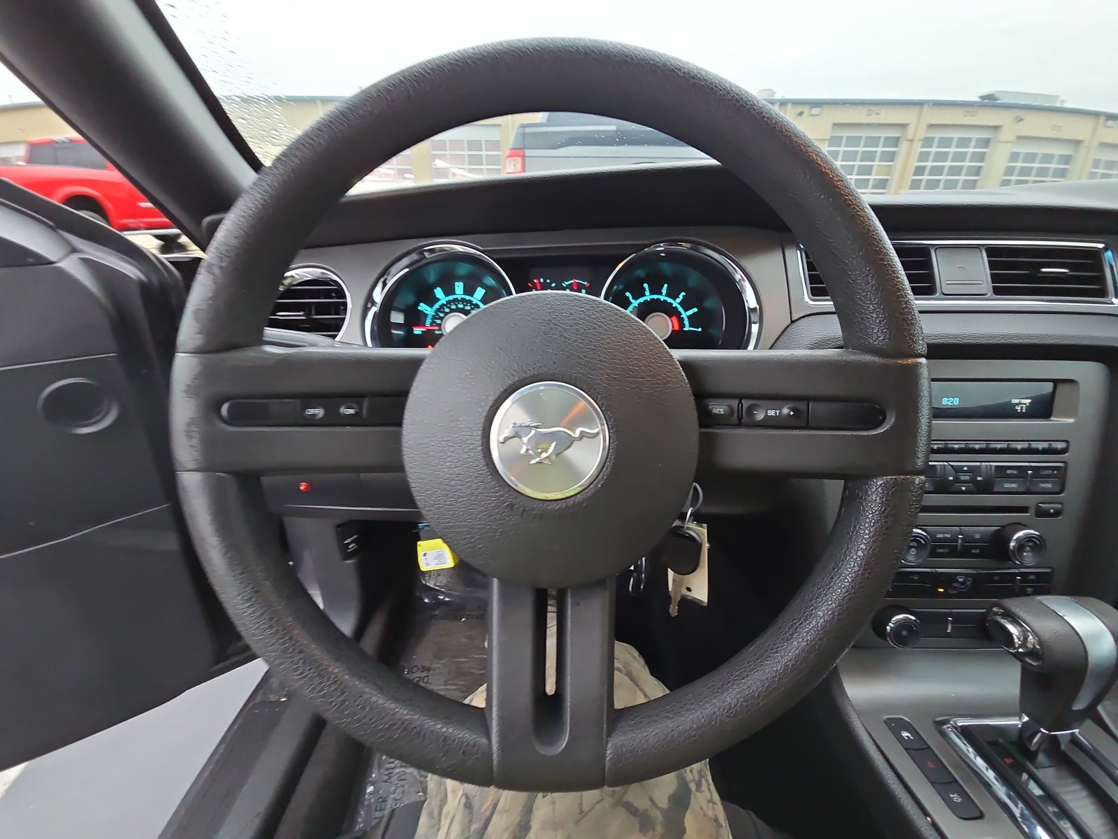2010 Ford Mustang V6 FWD
