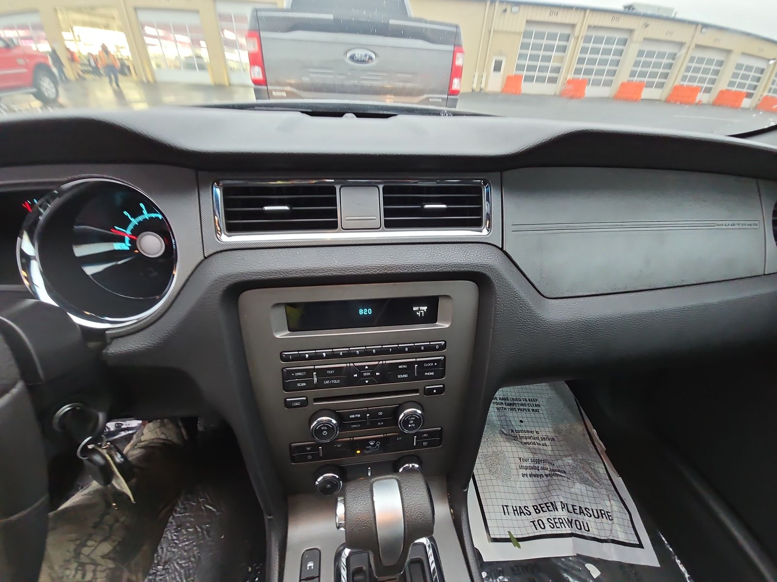 2010 Ford Mustang V6 FWD