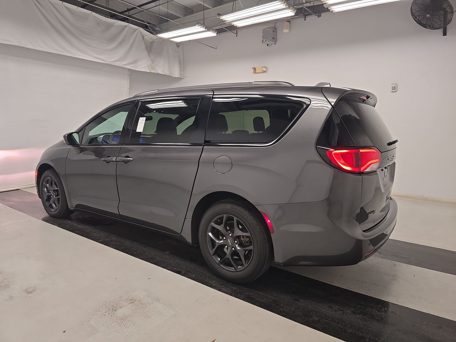 2019 Chrysler Pacifica Touring L FWD