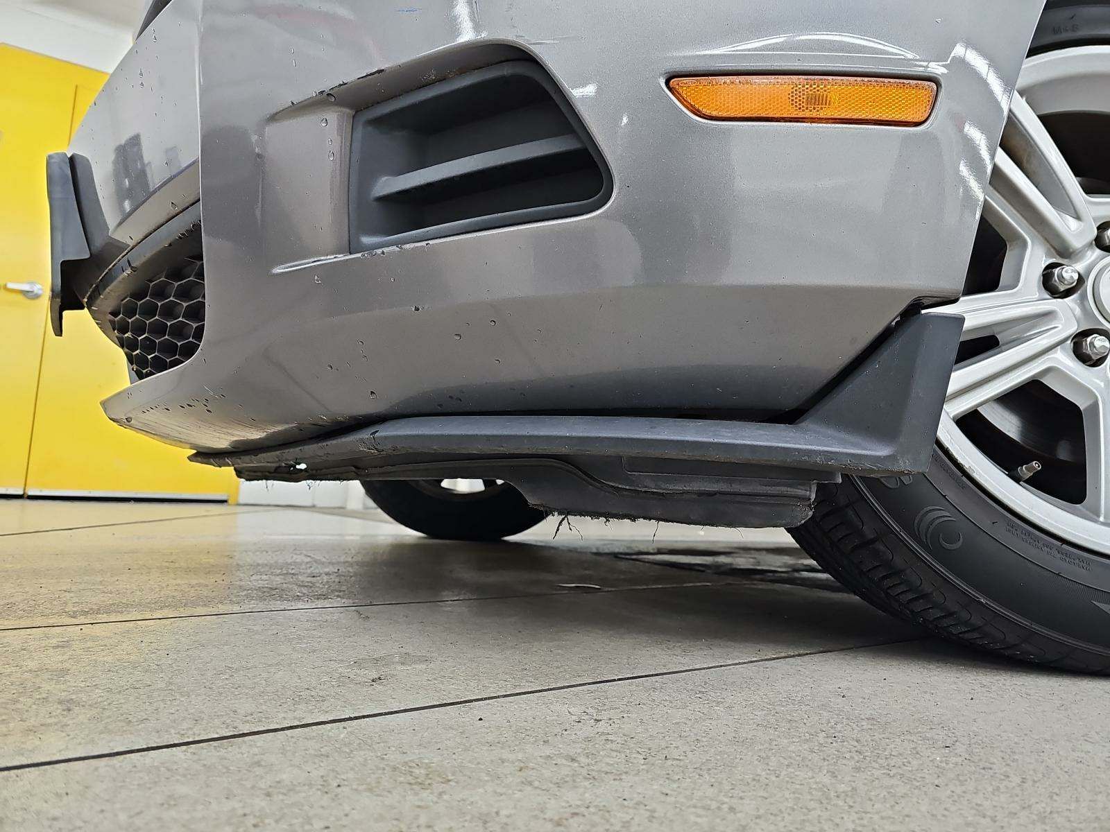 2010 Ford Mustang V6 FWD