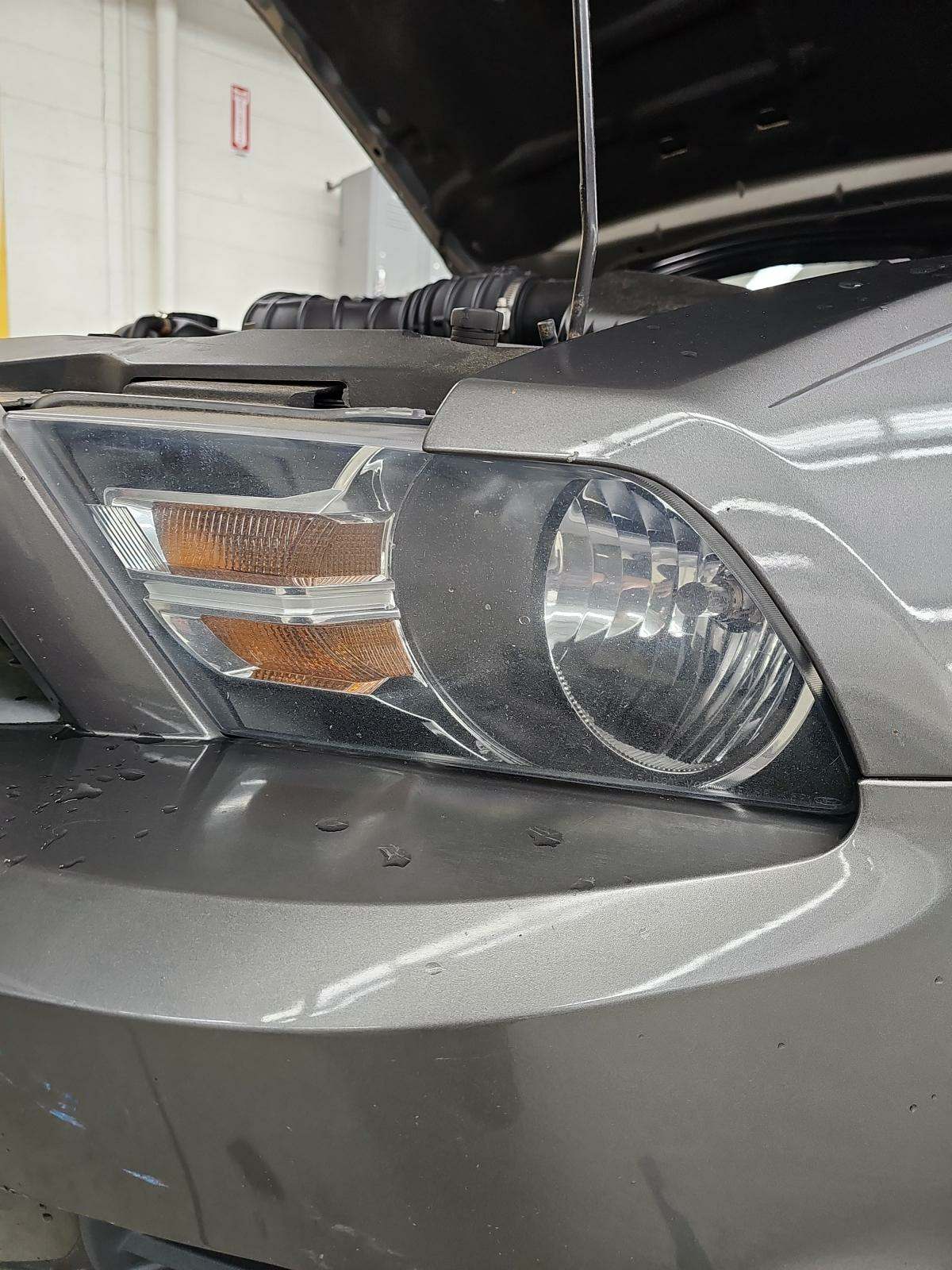 2010 Ford Mustang V6 FWD
