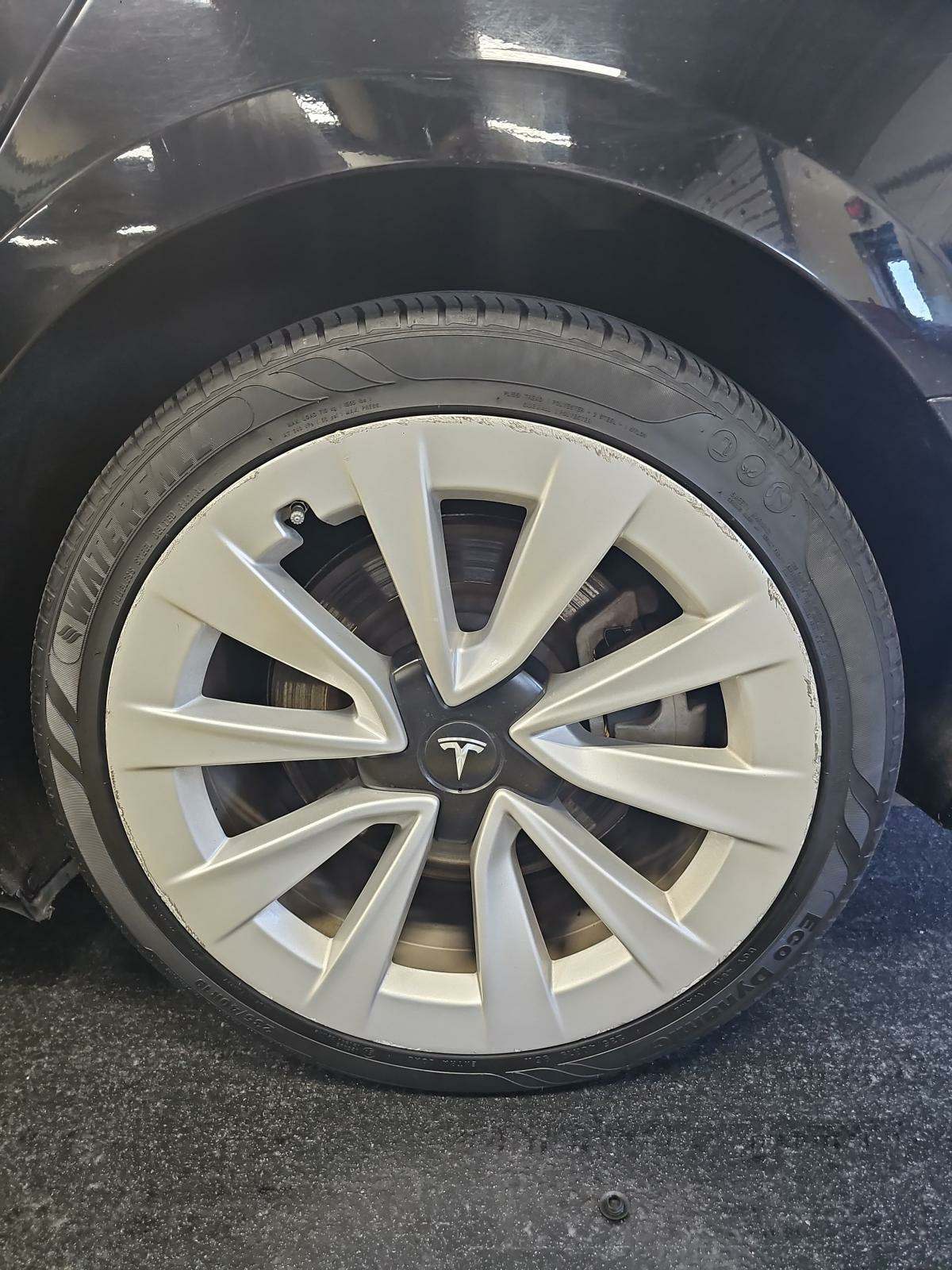 2021 Tesla Model 3 Standard Range Plus FWD