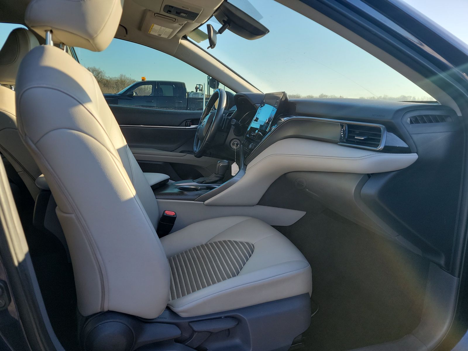 2021 Toyota Camry SE FWD