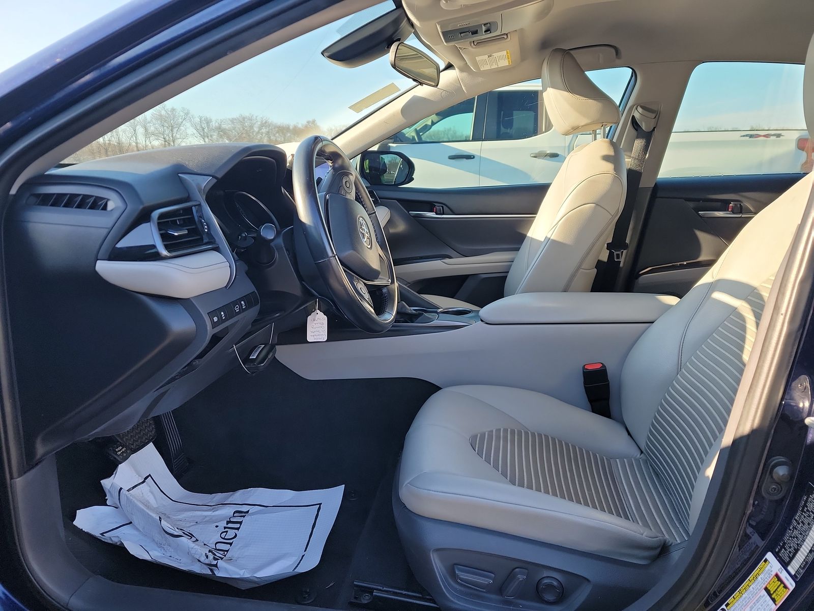 2021 Toyota Camry SE FWD