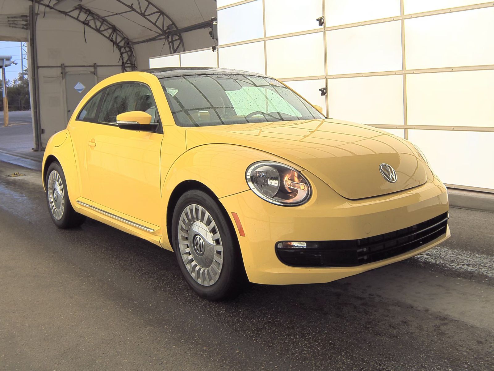 2015 Volkswagen Beetle 1.8T FWD