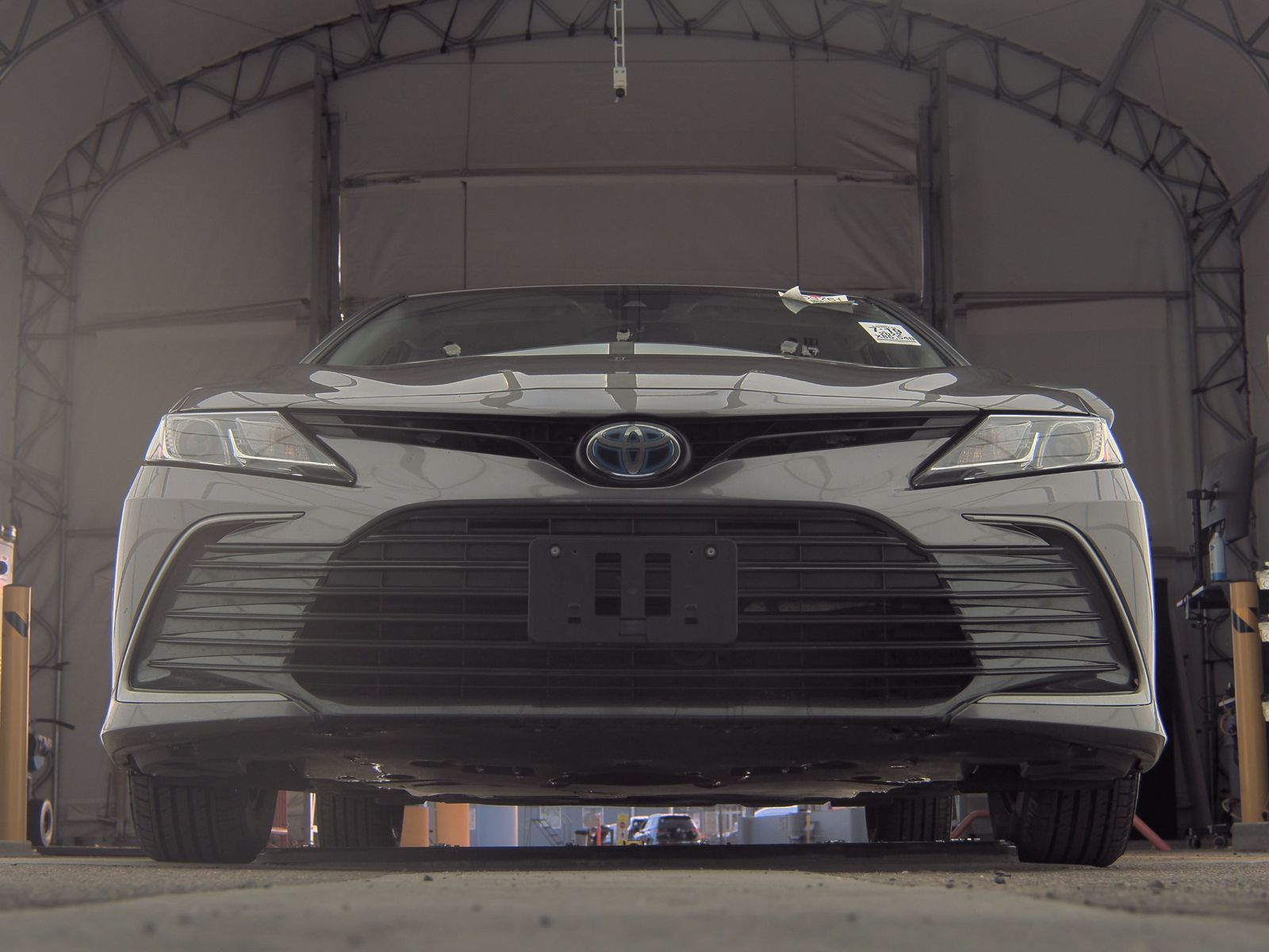 2022 Toyota Camry Hybrid LE FWD