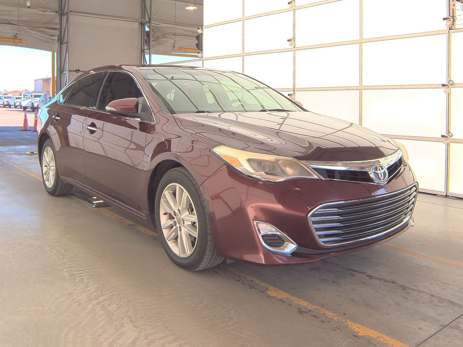 2014 Toyota Avalon XLE FWD