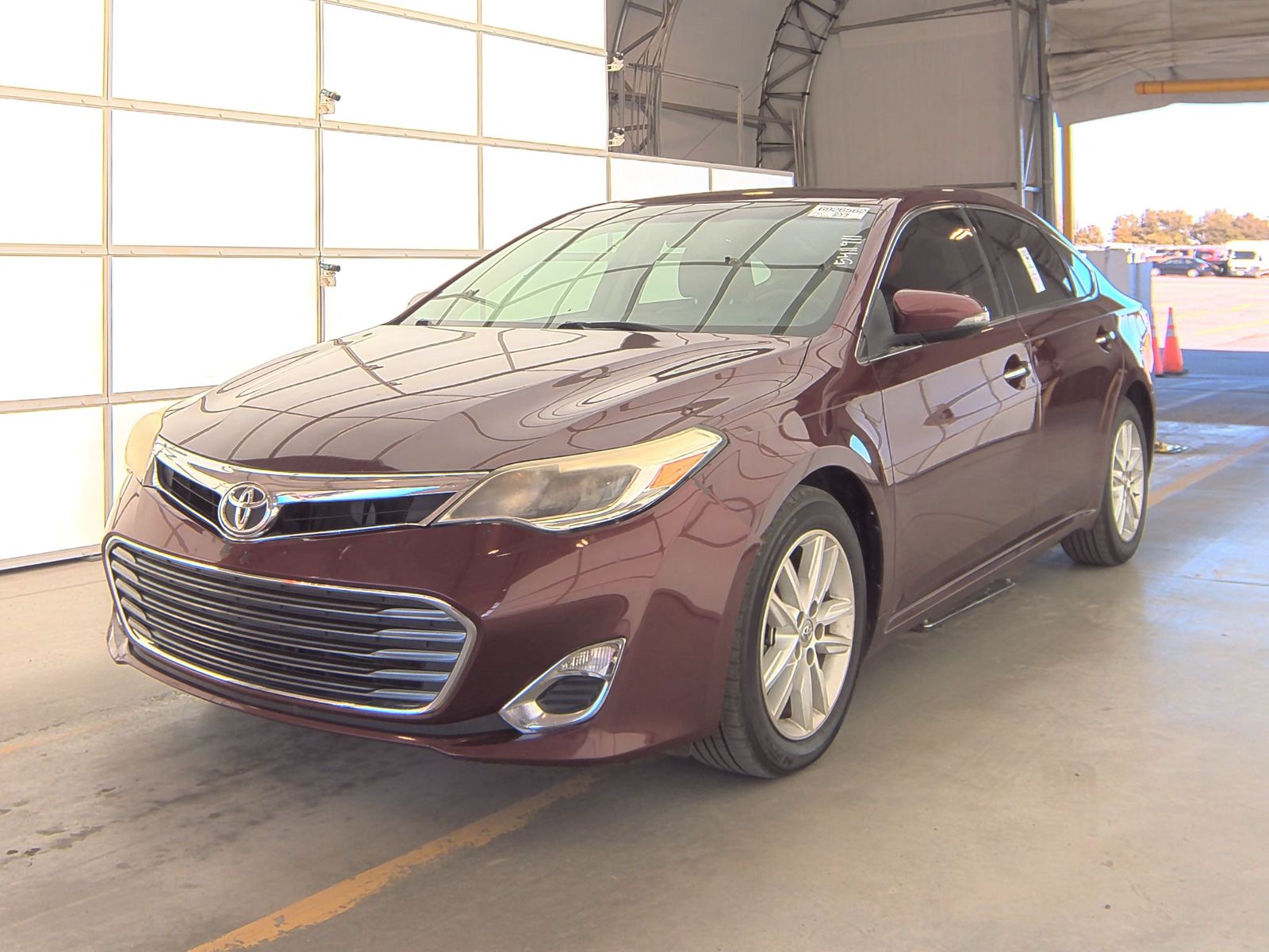 2014 Toyota Avalon XLE FWD