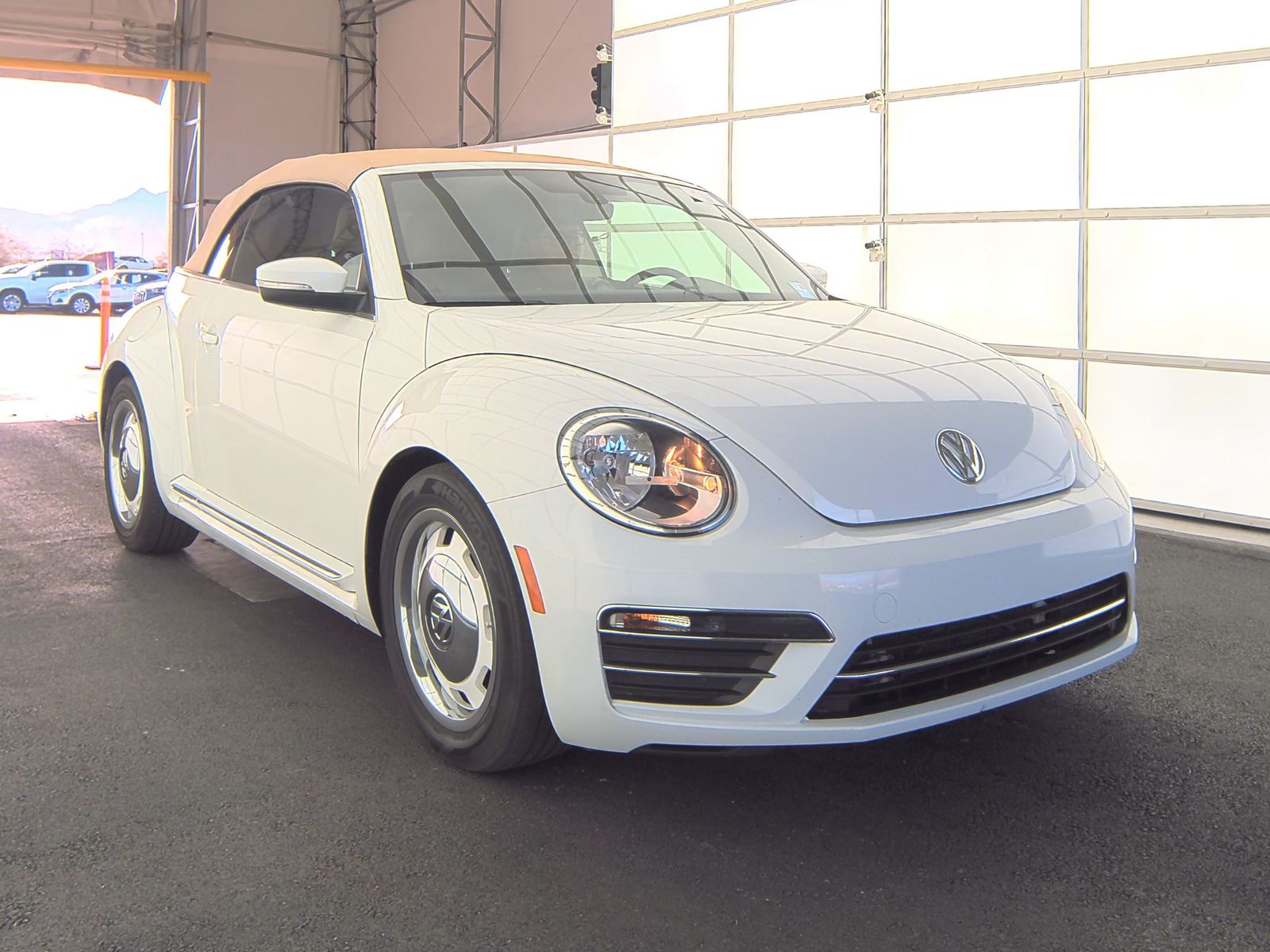 2018 Volkswagen Beetle 2.0T Coast FWD