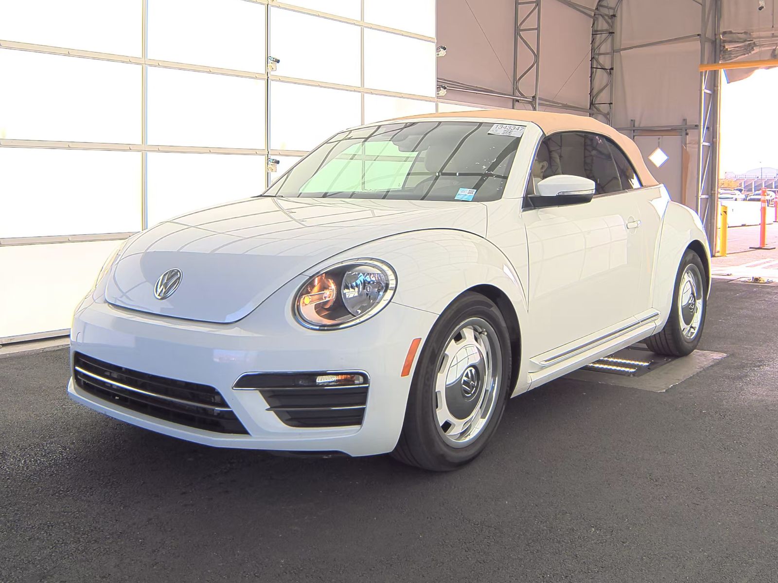 2018 Volkswagen Beetle 2.0T Coast FWD