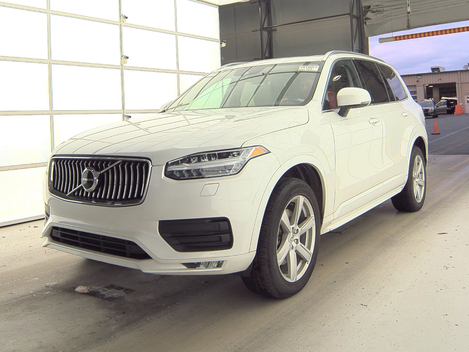 2022 Volvo XC90 T5 Momentum AWD