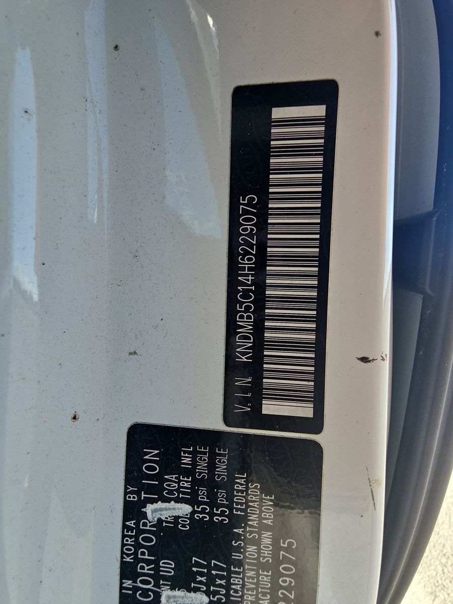 2017 Kia Sedona LX FWD