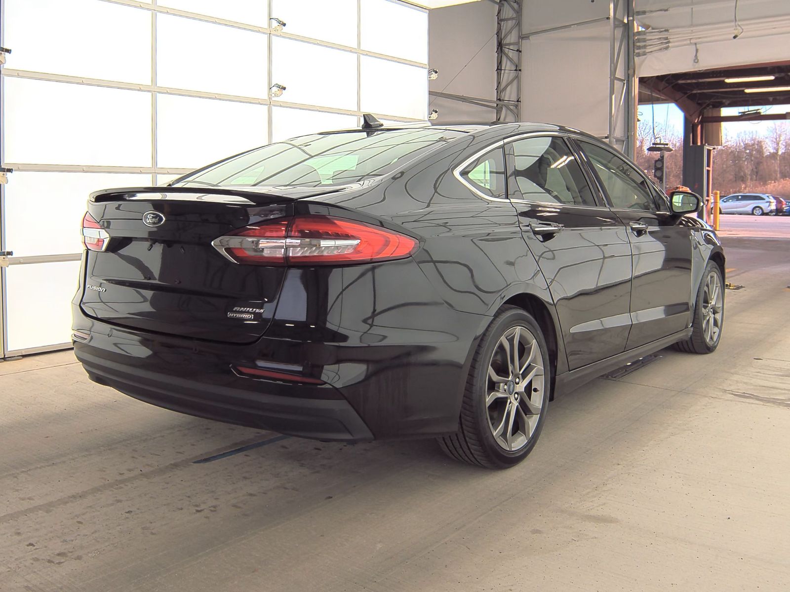 2020 Ford Fusion Hybrid Titanium FWD