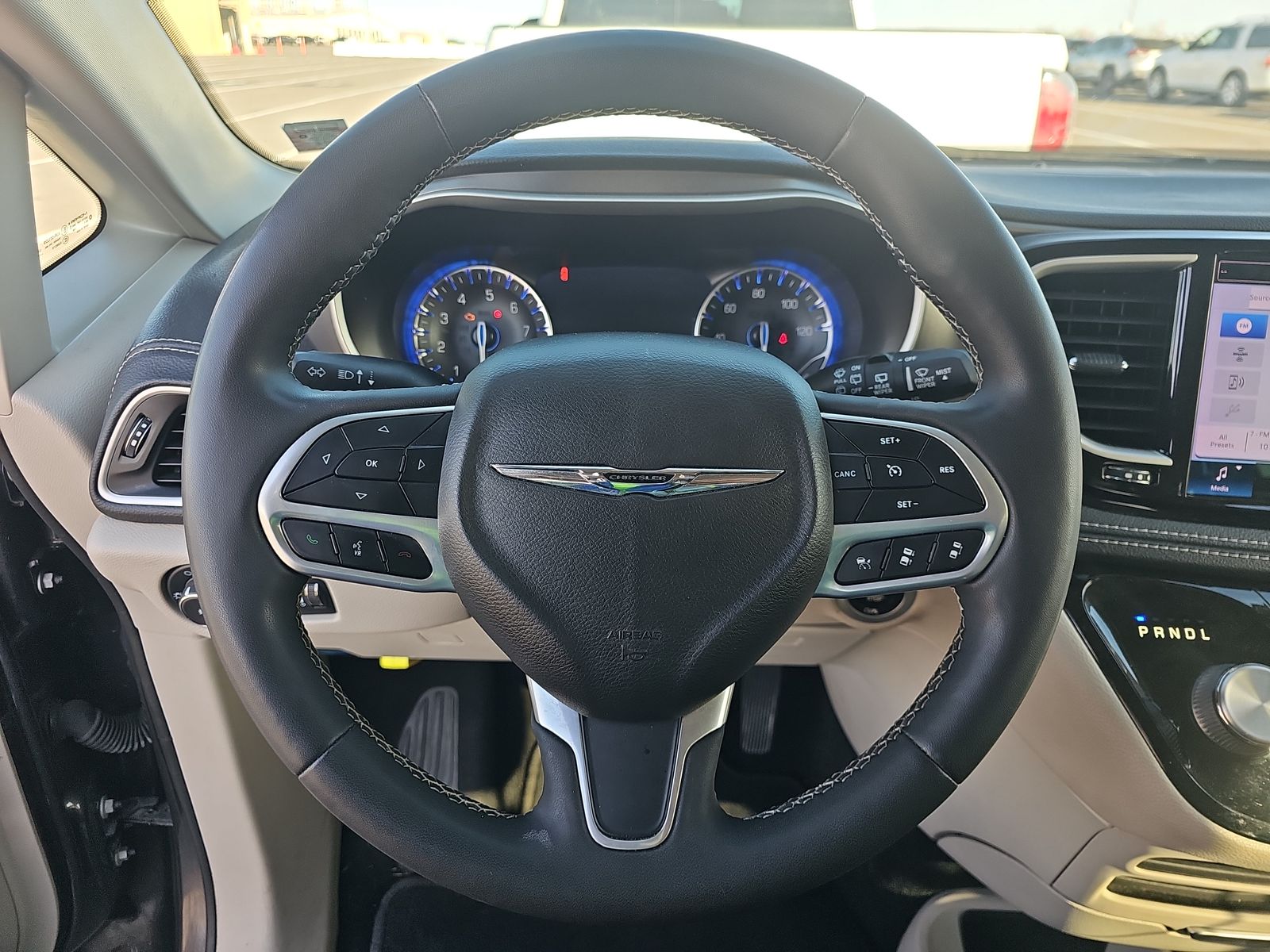 2022 Chrysler Pacifica Touring L FWD