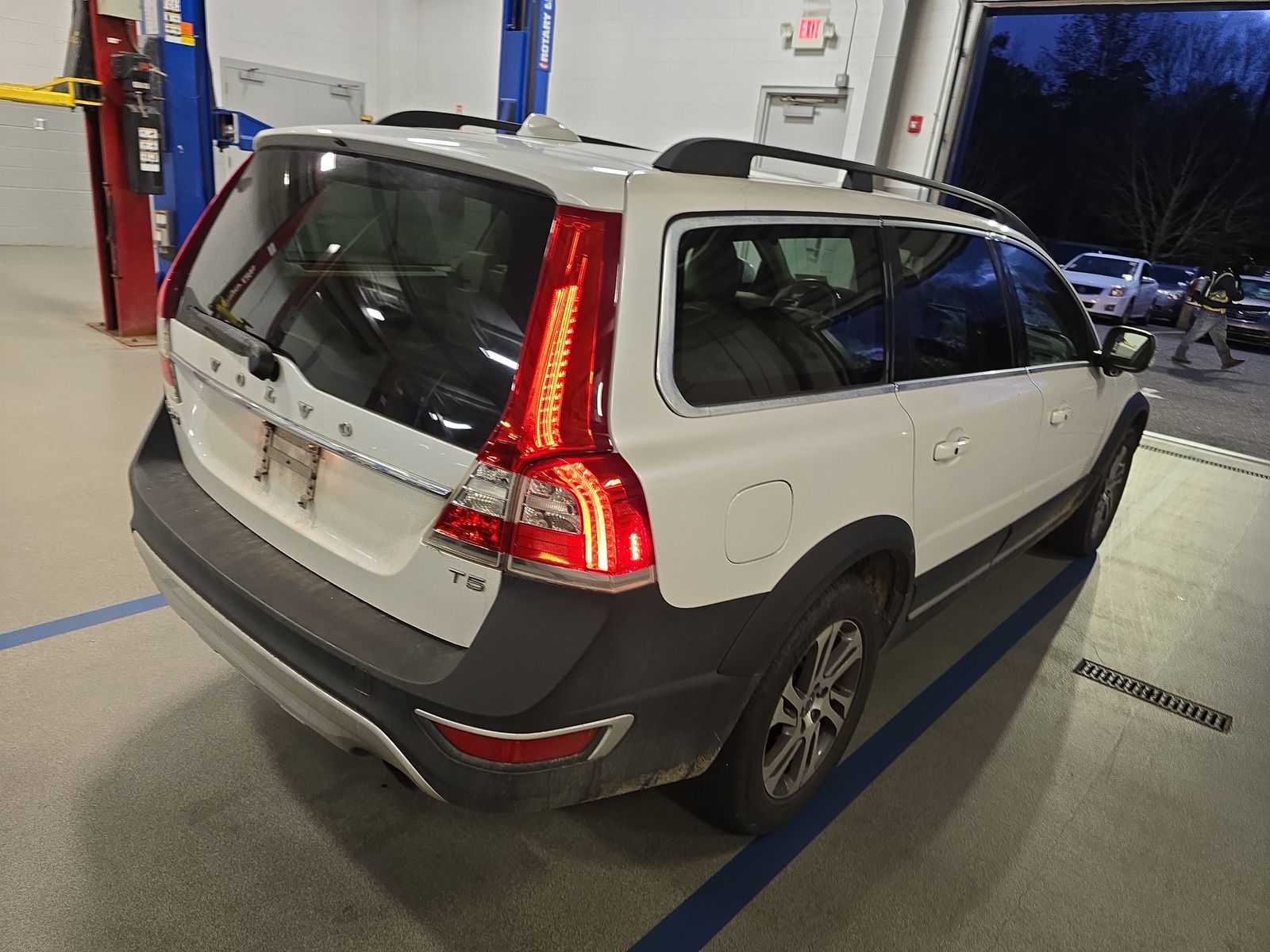 2015 Volvo XC70 T5 Premier FWD