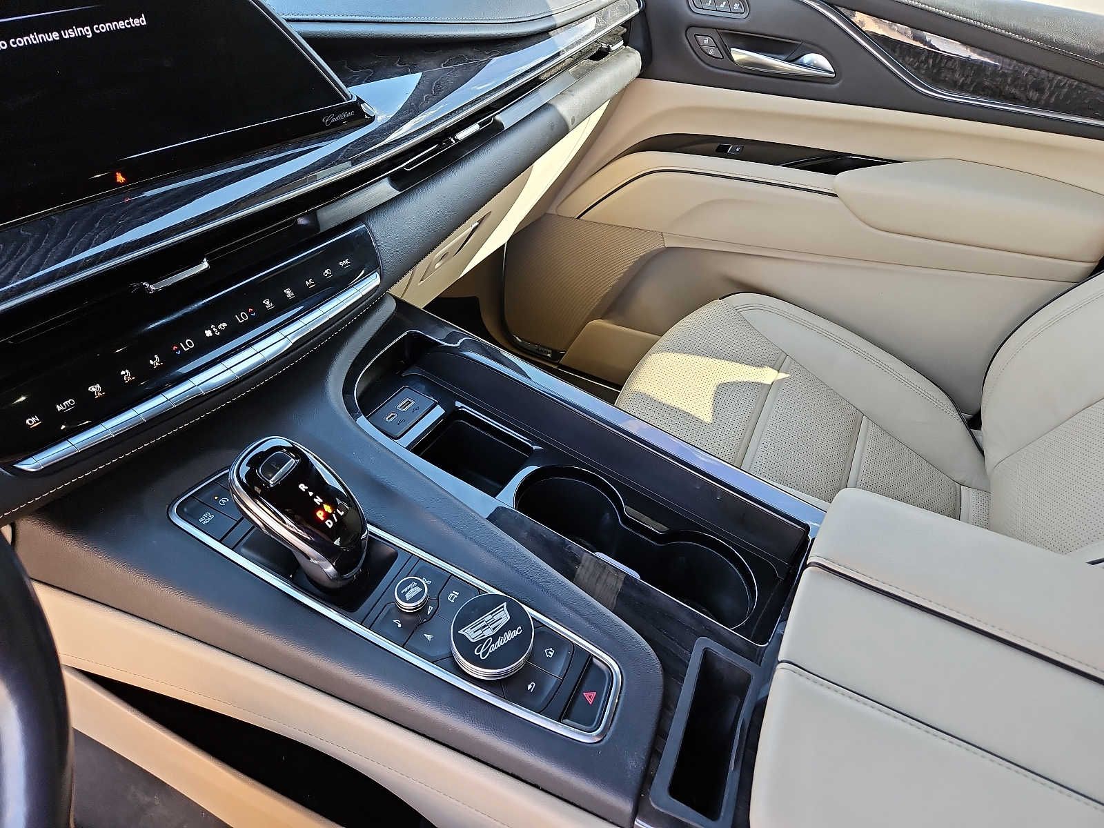 Cadillac Escalade Premium Luxury 1SB снимка Cadillac Escalade Premium Luxury 1SB