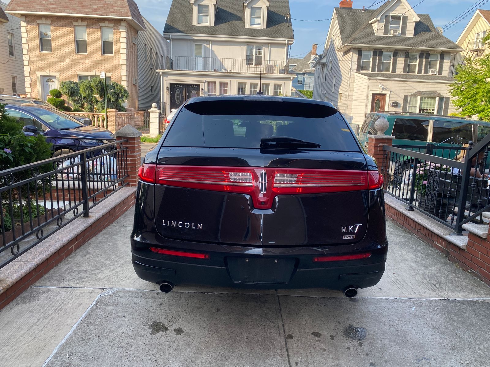 2018 Lincoln MKT Base AWD