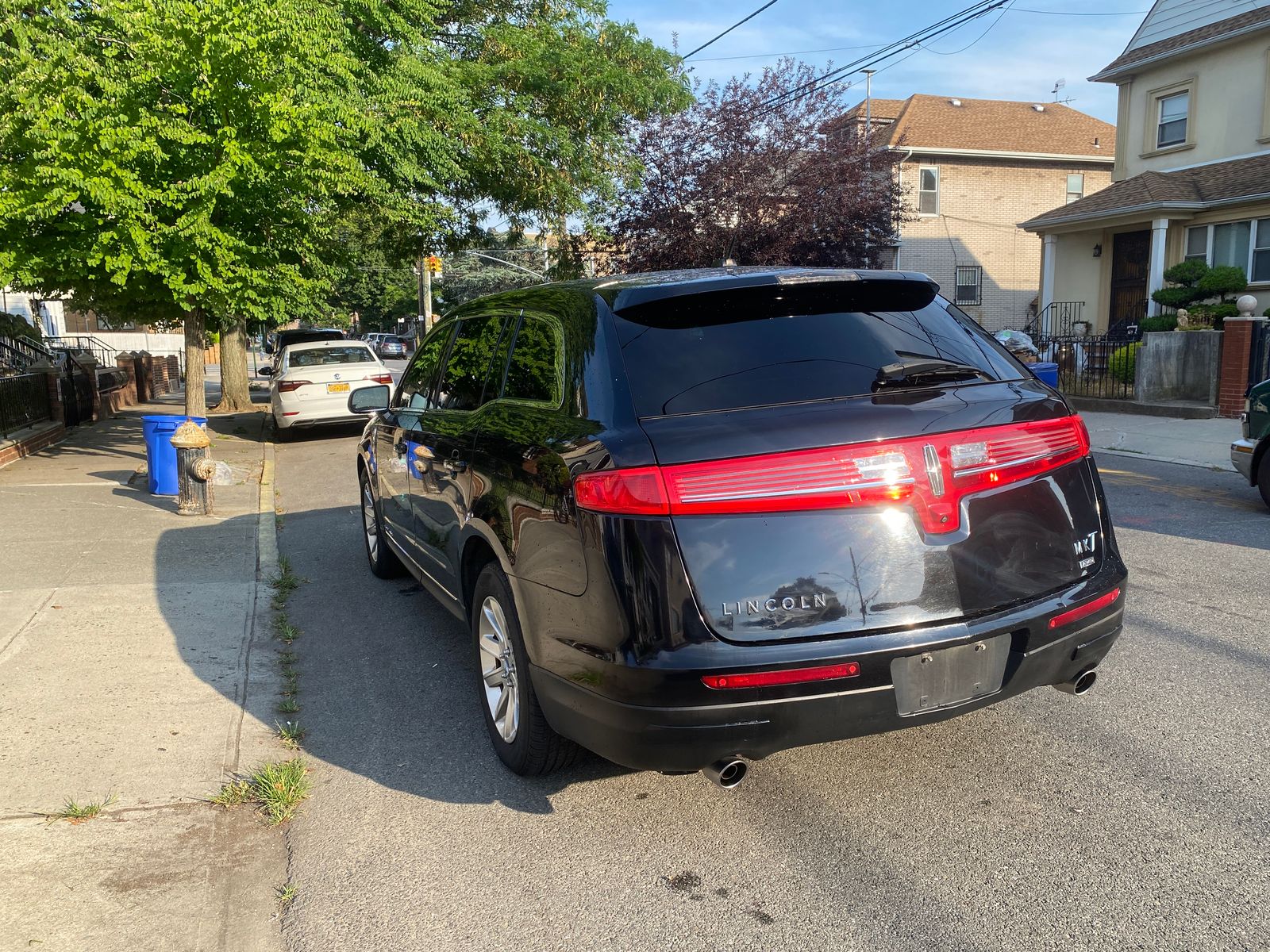 2018 Lincoln MKT Base AWD