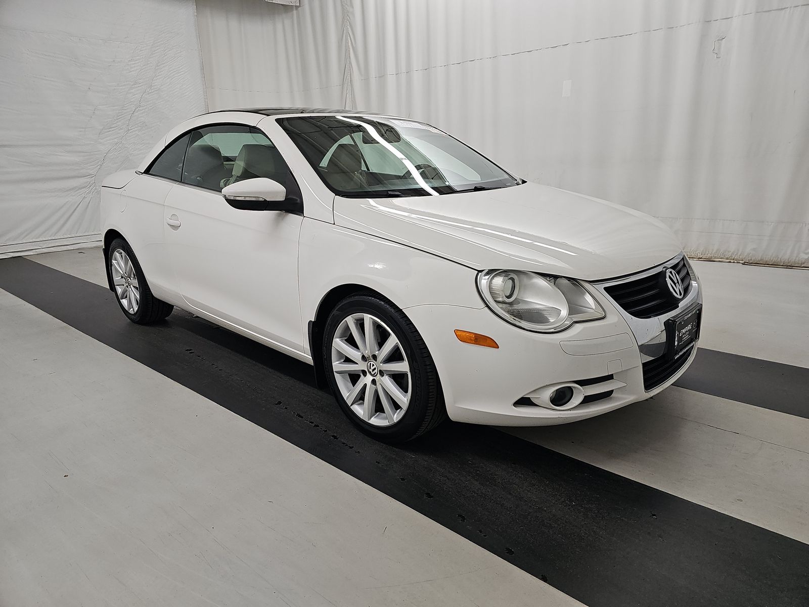 2011 Volkswagen Eos Komfort FWD