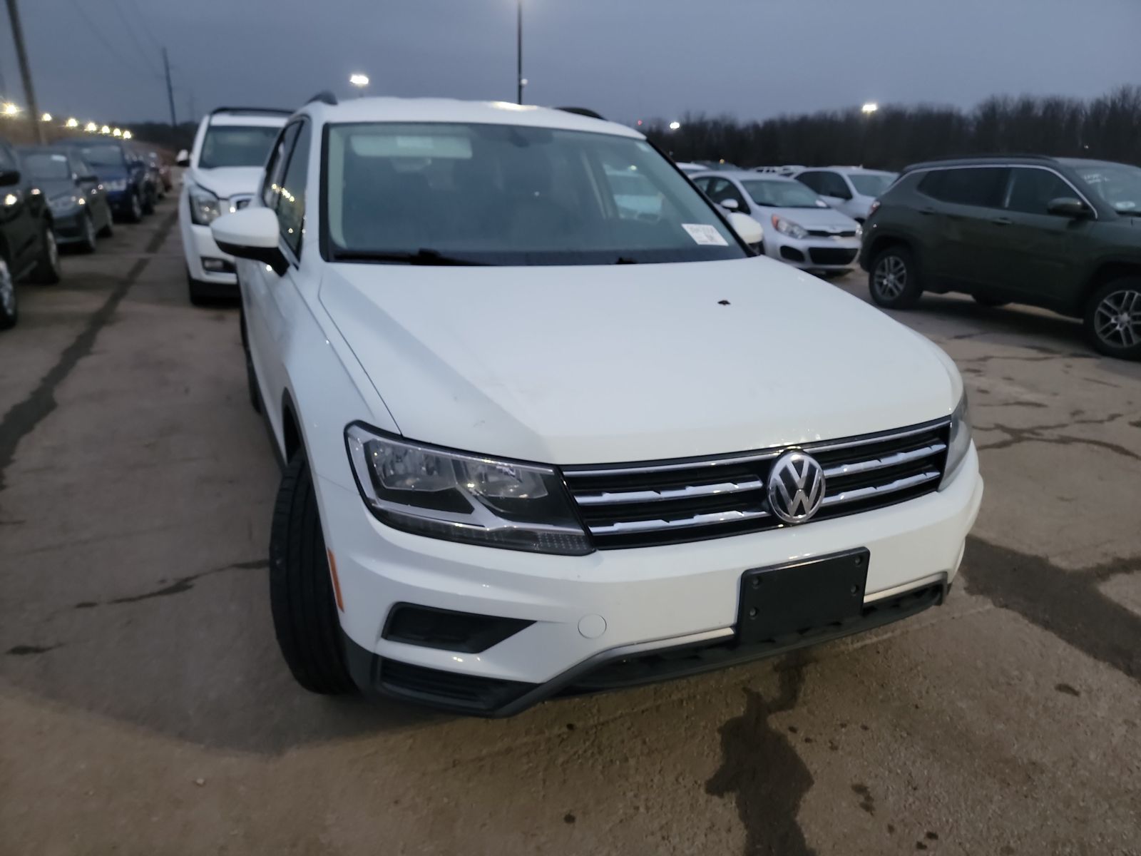 2019 Volkswagen Tiguan 2.0T SE FWD