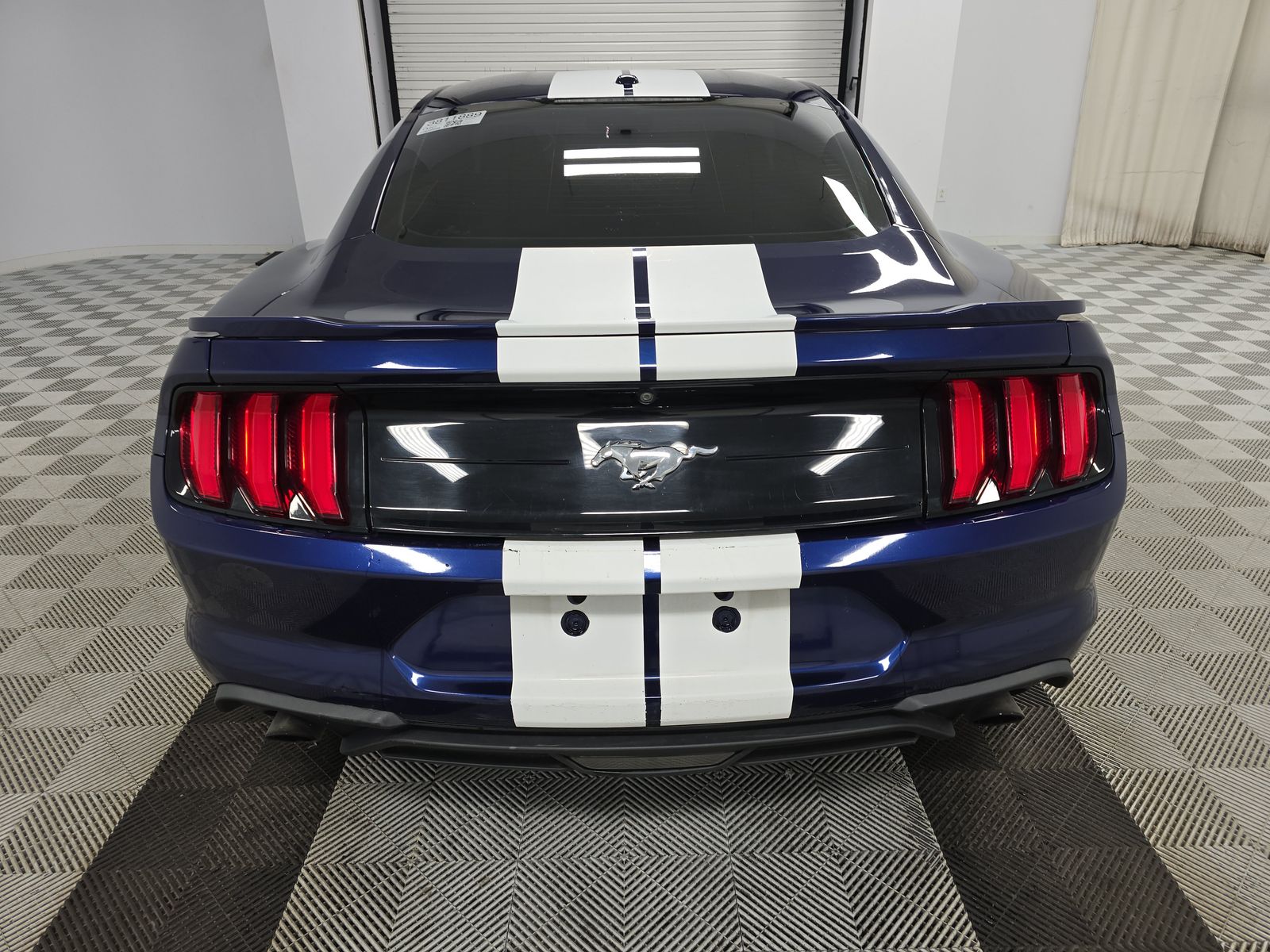 2019 Ford Mustang EcoBoost RWD