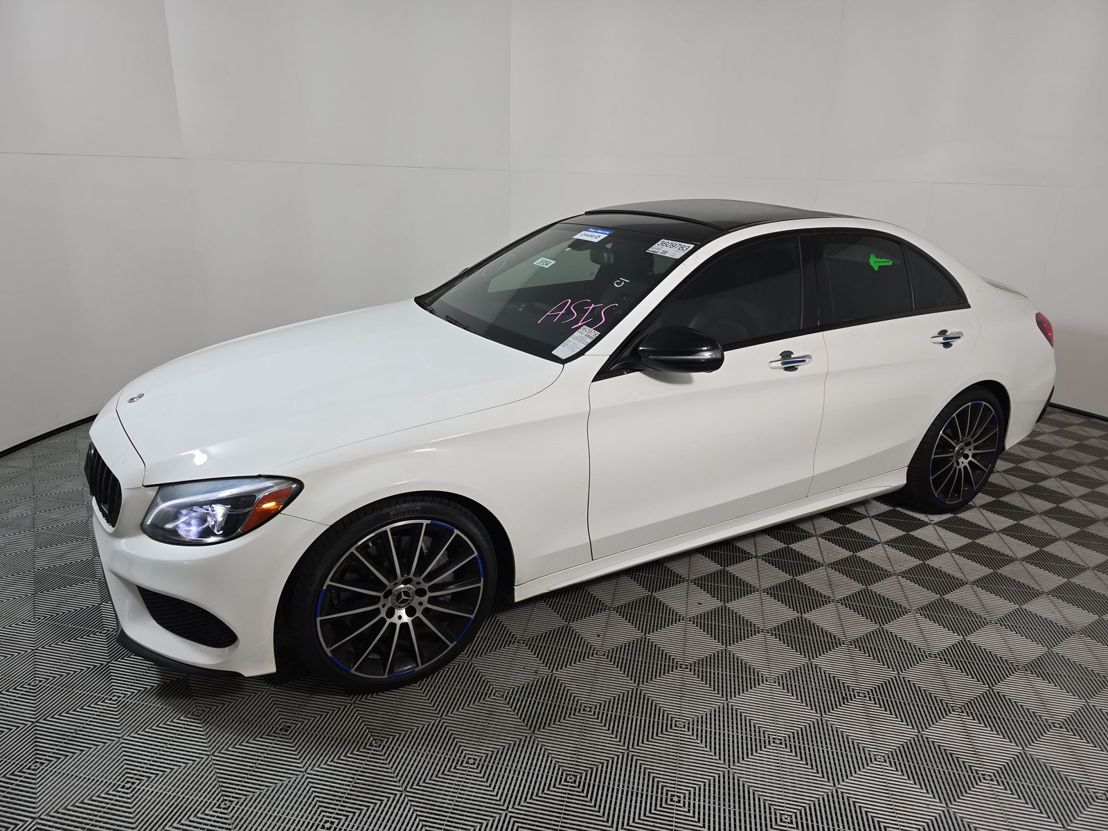 2018 Mercedes-Benz C 300 Sedan