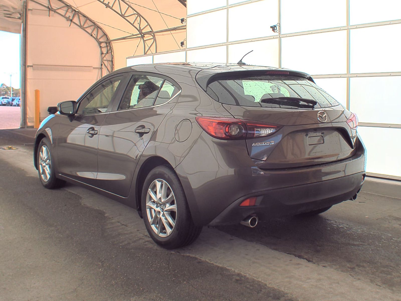 2016 MAZDA MAZDA3 i Sport FWD