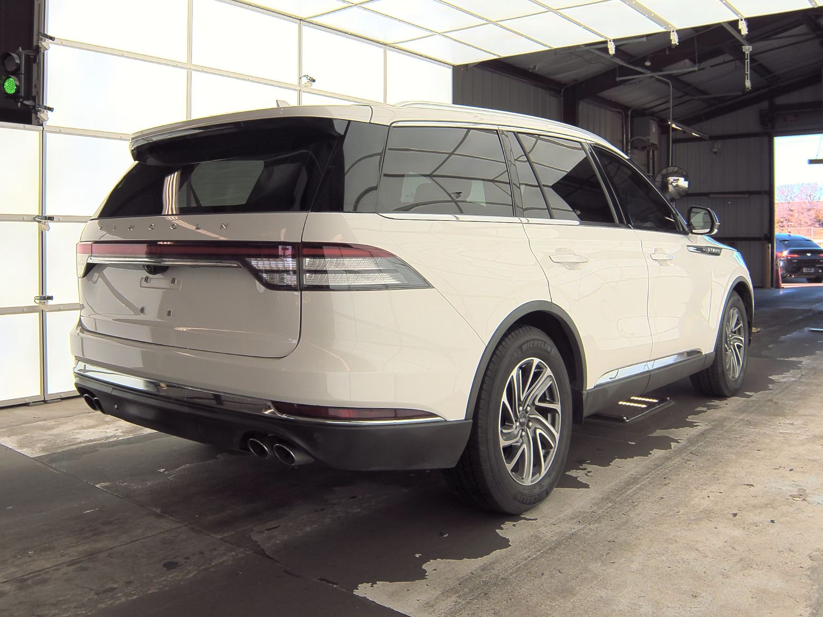 2021 Lincoln Aviator Standard RWD