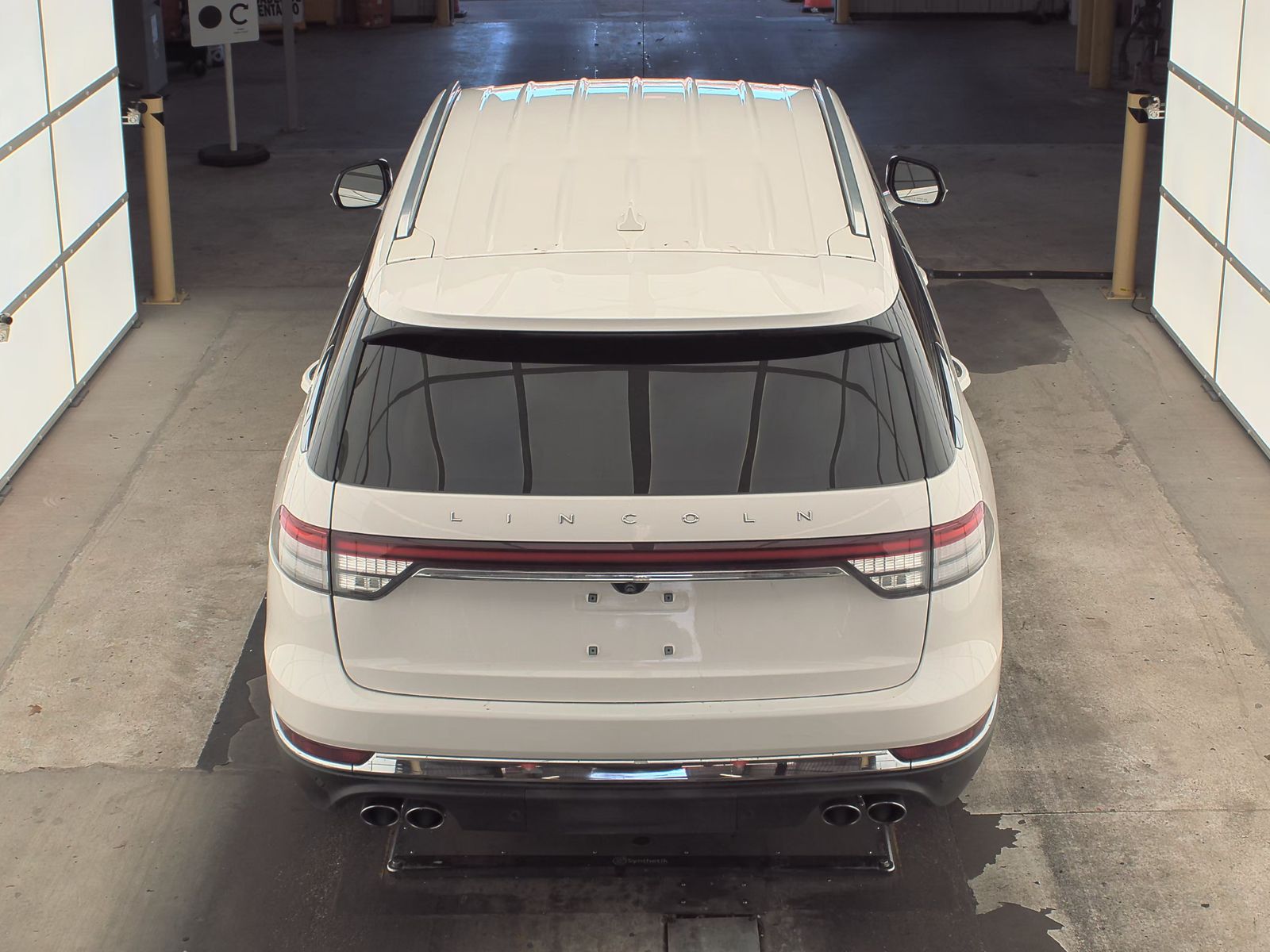 2021 Lincoln Aviator Standard RWD