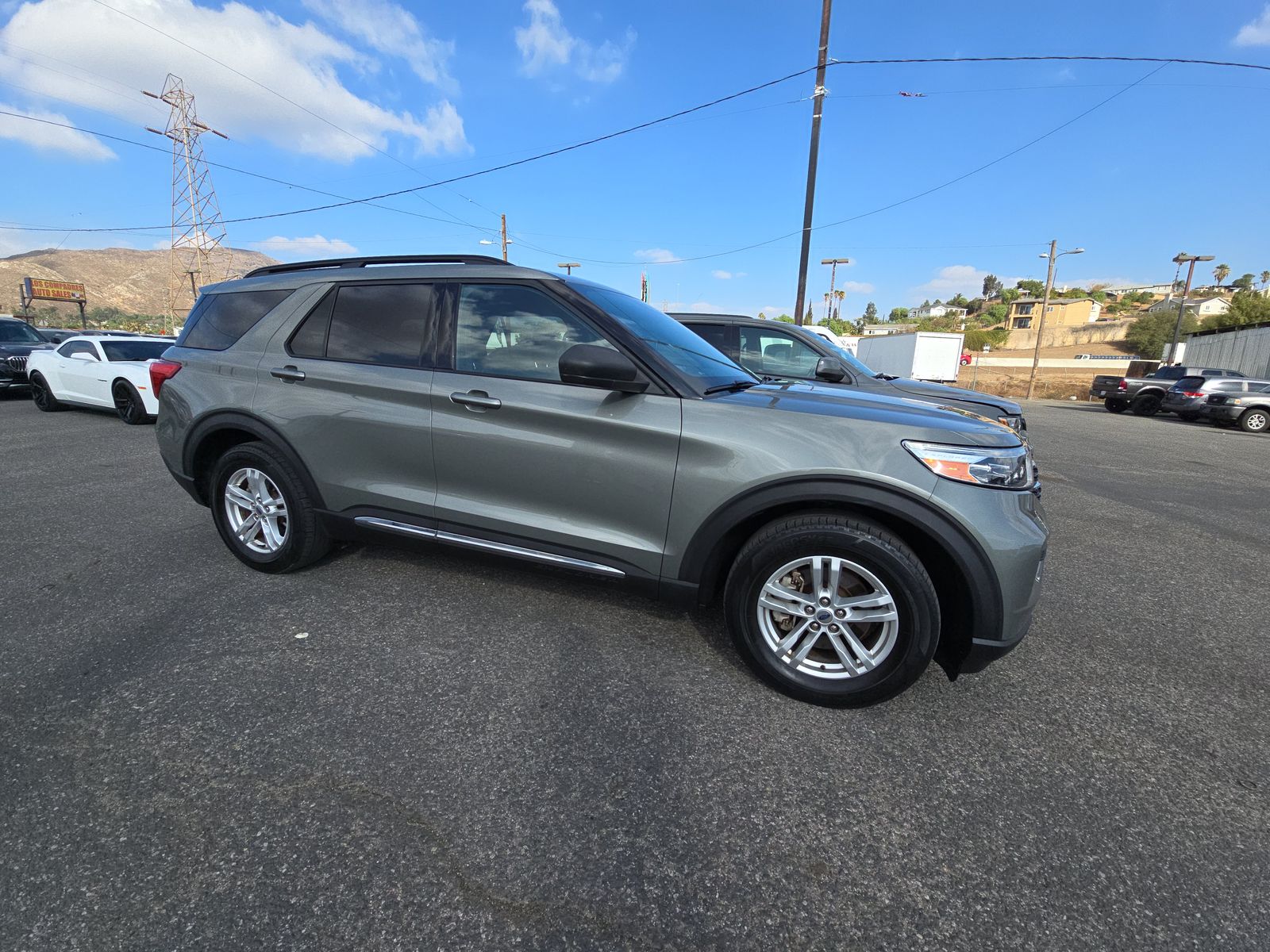 2020 Ford Explorer XLT RWD