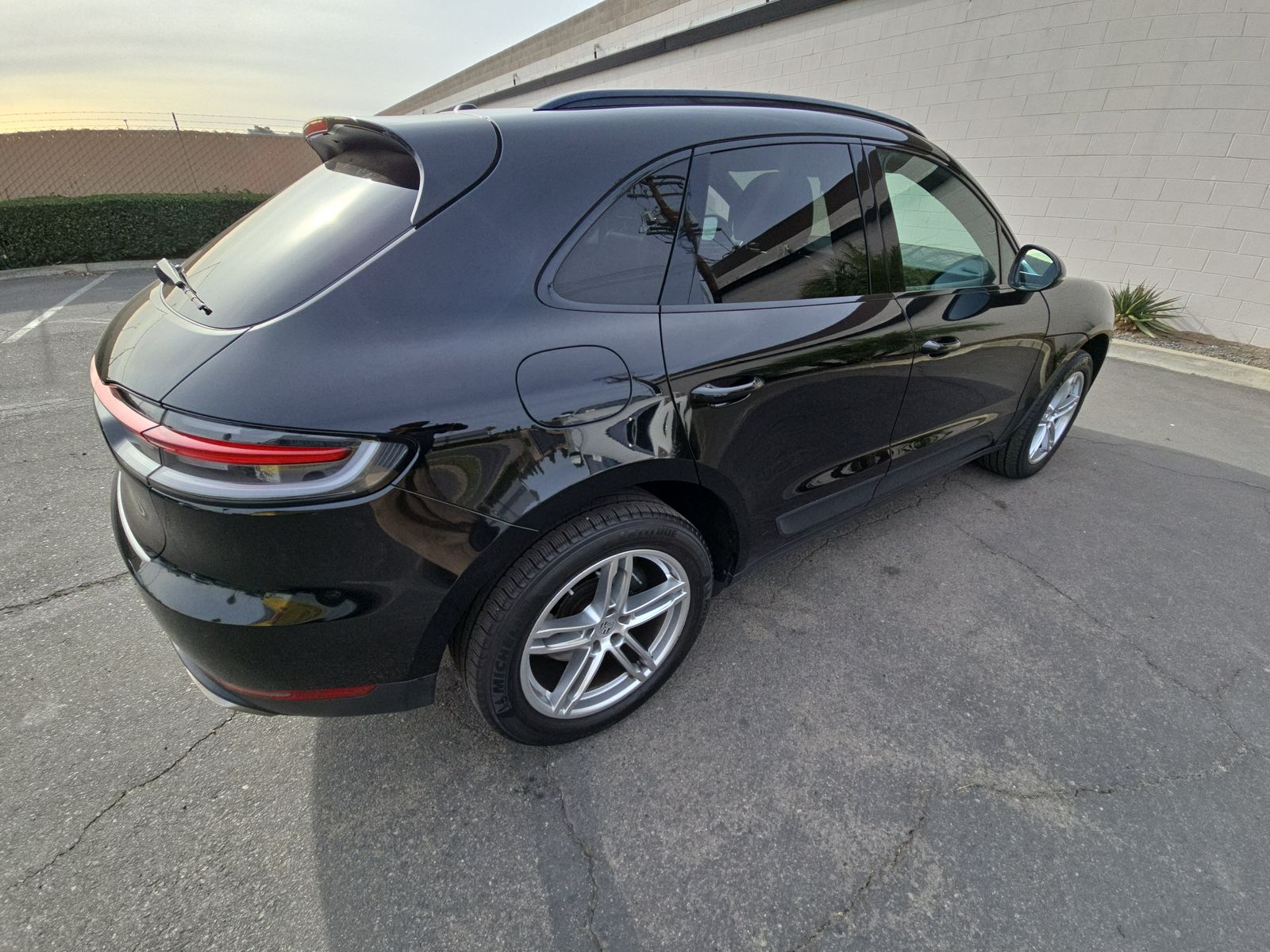 2019 Porsche Macan Base AWD