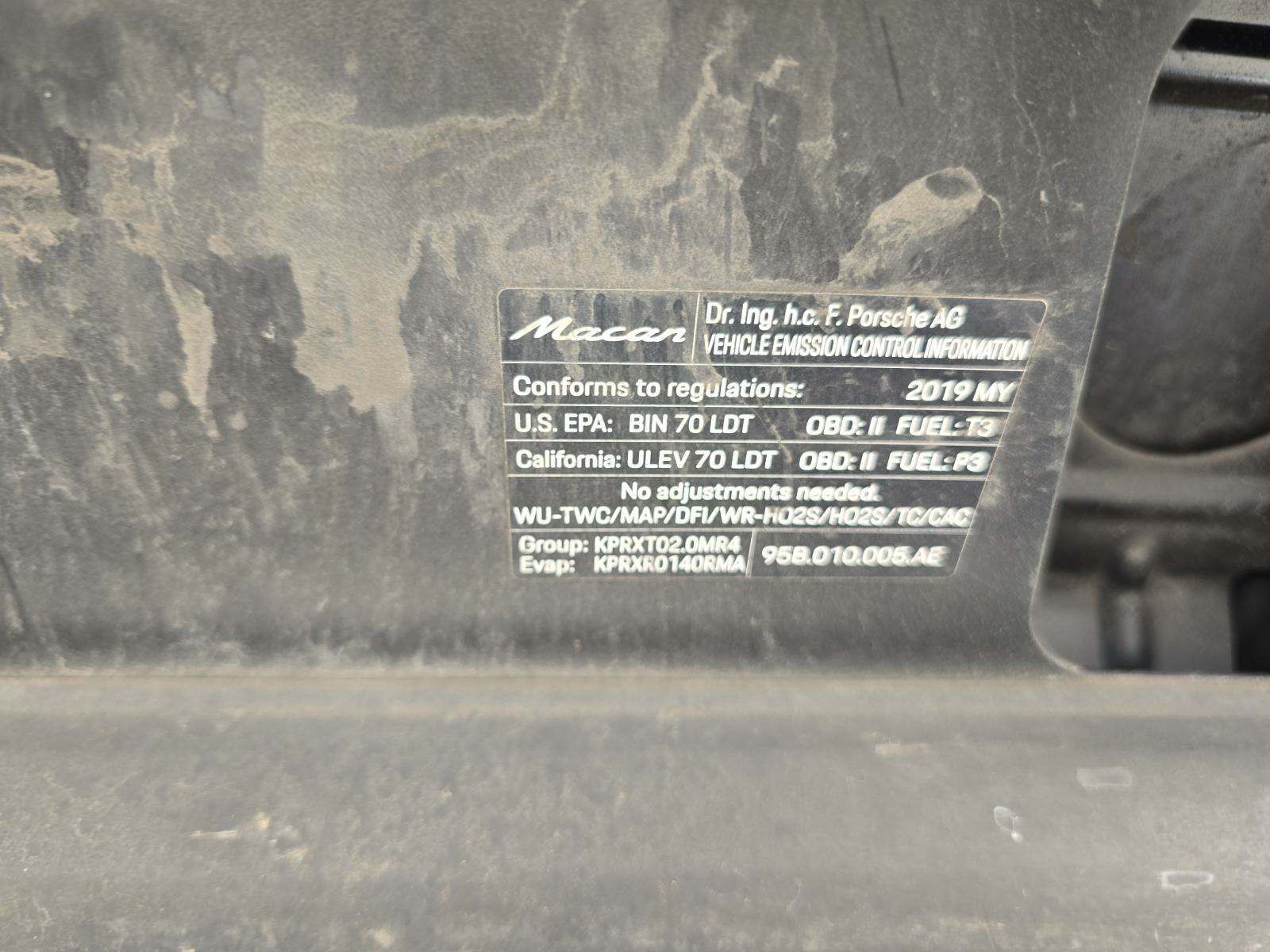 2019 Porsche Macan Base AWD